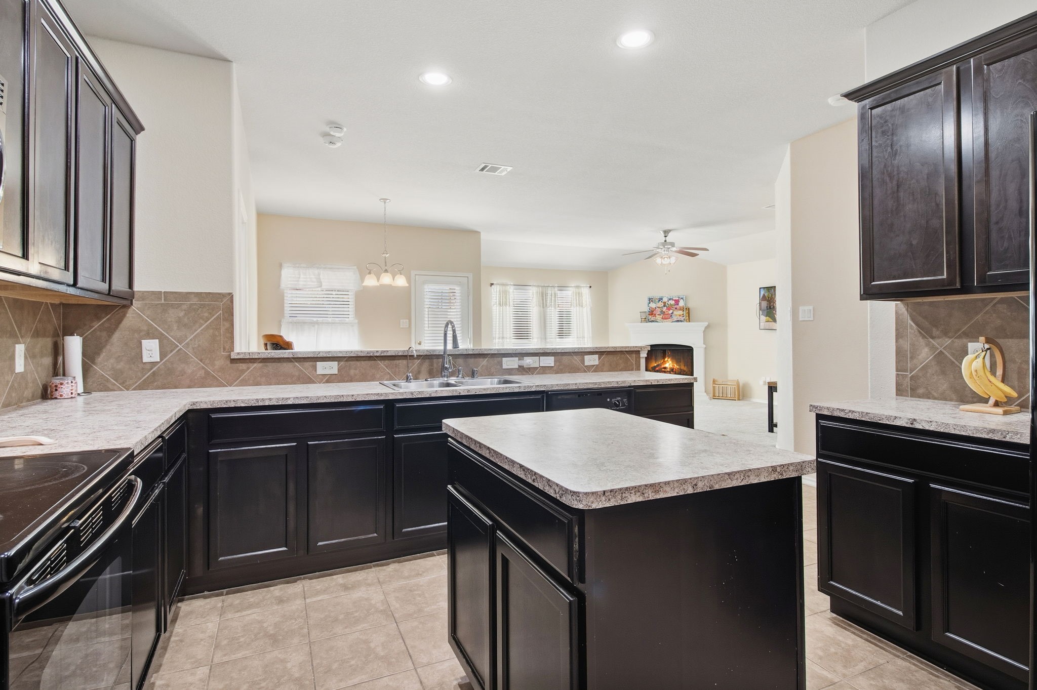 513 Partridge Drive Aubrey TX 76227