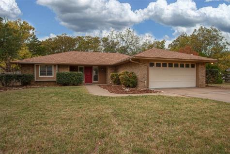 200 Songbird Trail Keene TX 76059