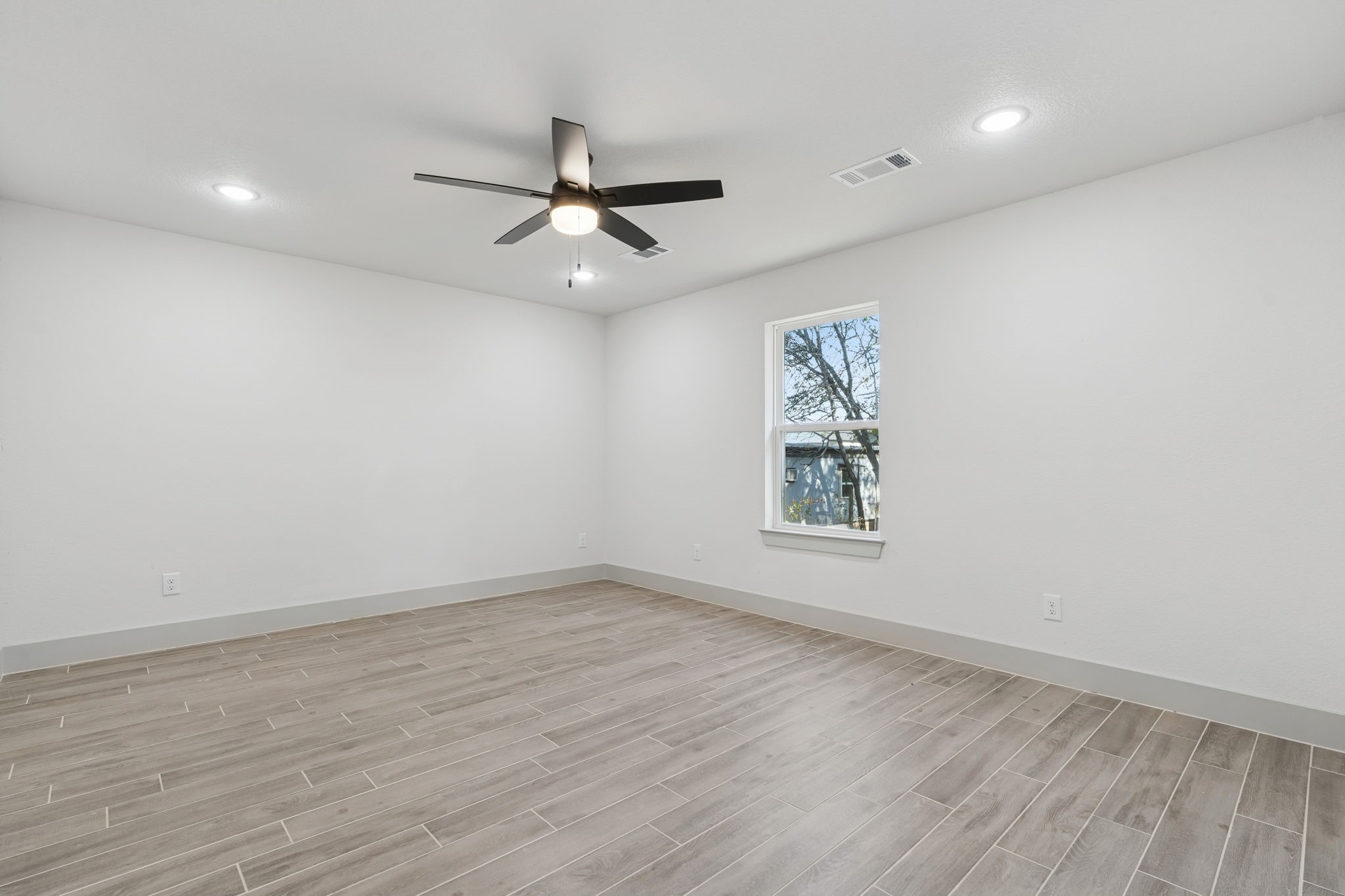 5637 Mesa Loop Granbury TX 76048
