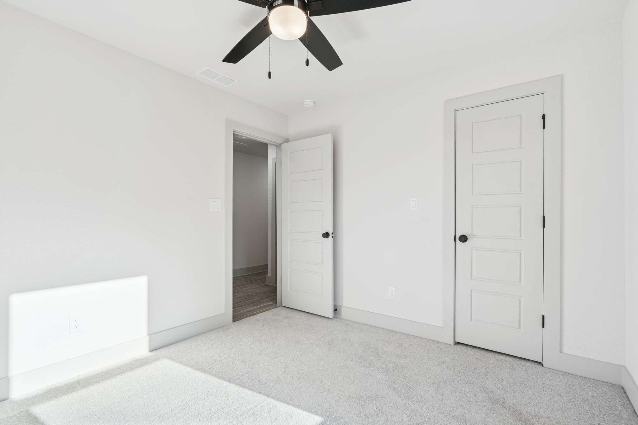 5637 Mesa Loop Granbury TX 76048