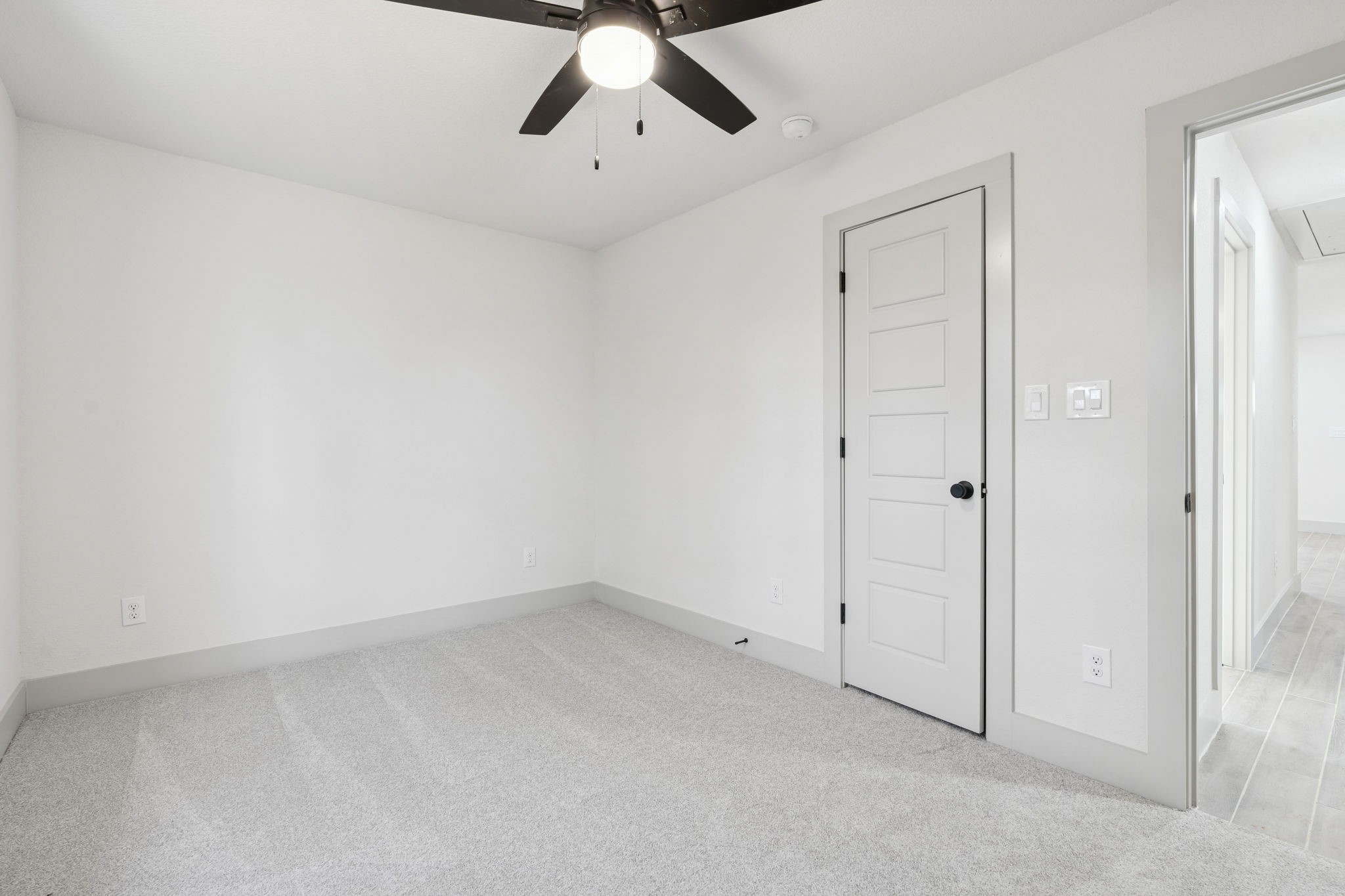 5637 Mesa Loop Granbury TX 76048