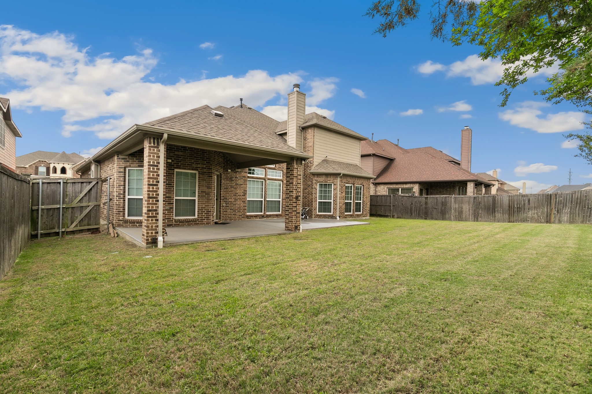 2832 Arenoso Grand Prairie TX 75054