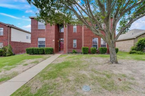 716 Twin Creek Drive Desoto TX 75115