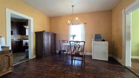 204 W Crossmain Milford TX 76670
