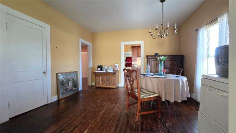 204 W Crossmain Milford TX 76670