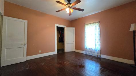 204 W Crossmain Milford TX 76670