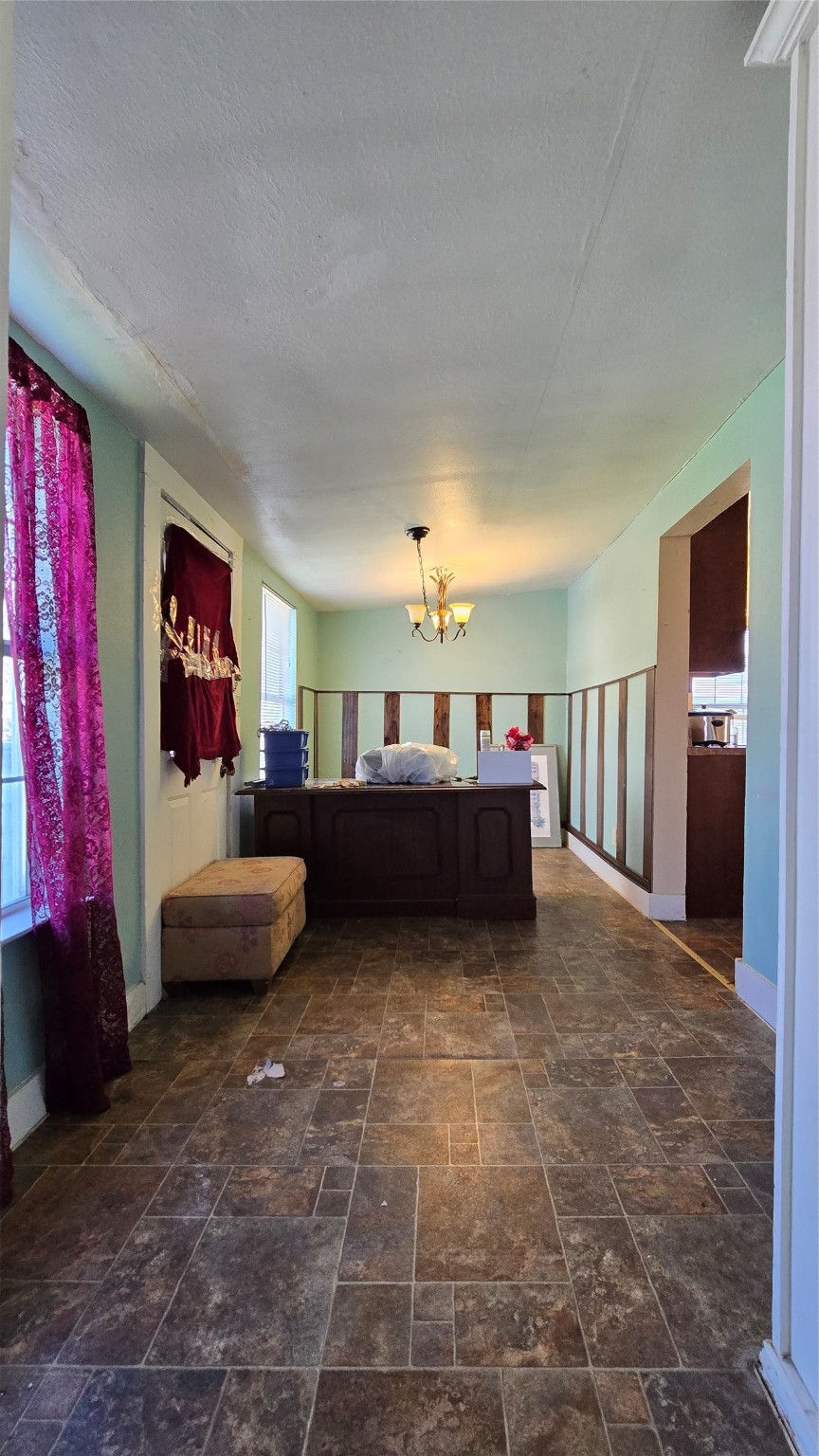 204 W Crossmain Milford TX 76670