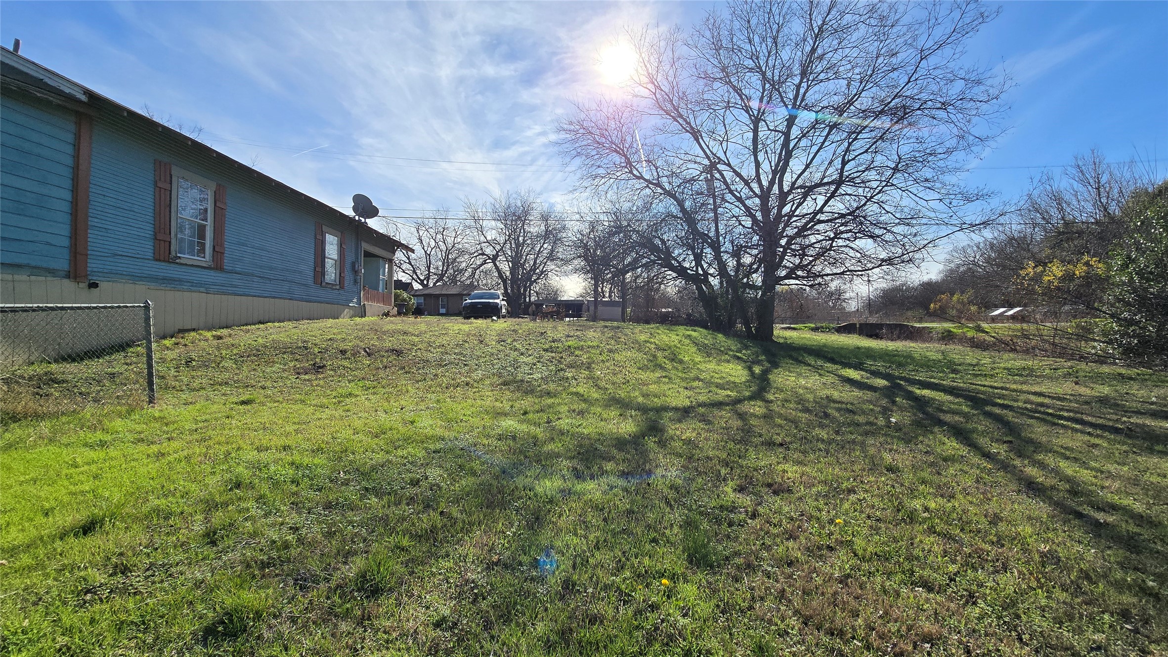 204 W Crossmain Milford TX 76670