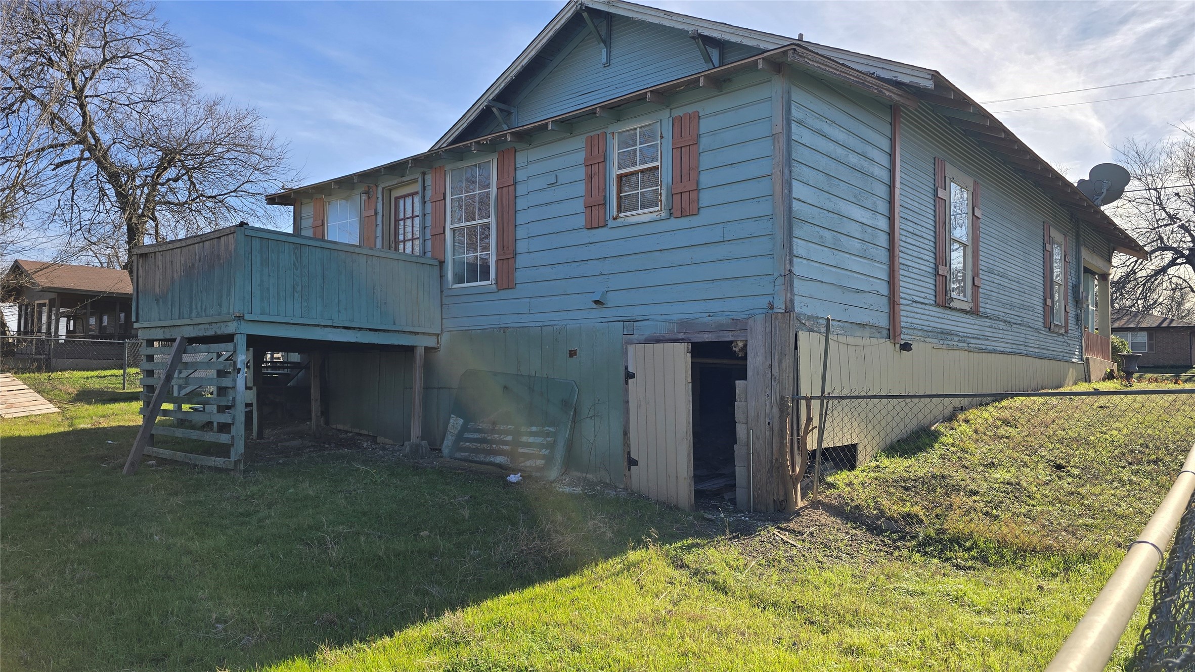204 W Crossmain Milford TX 76670