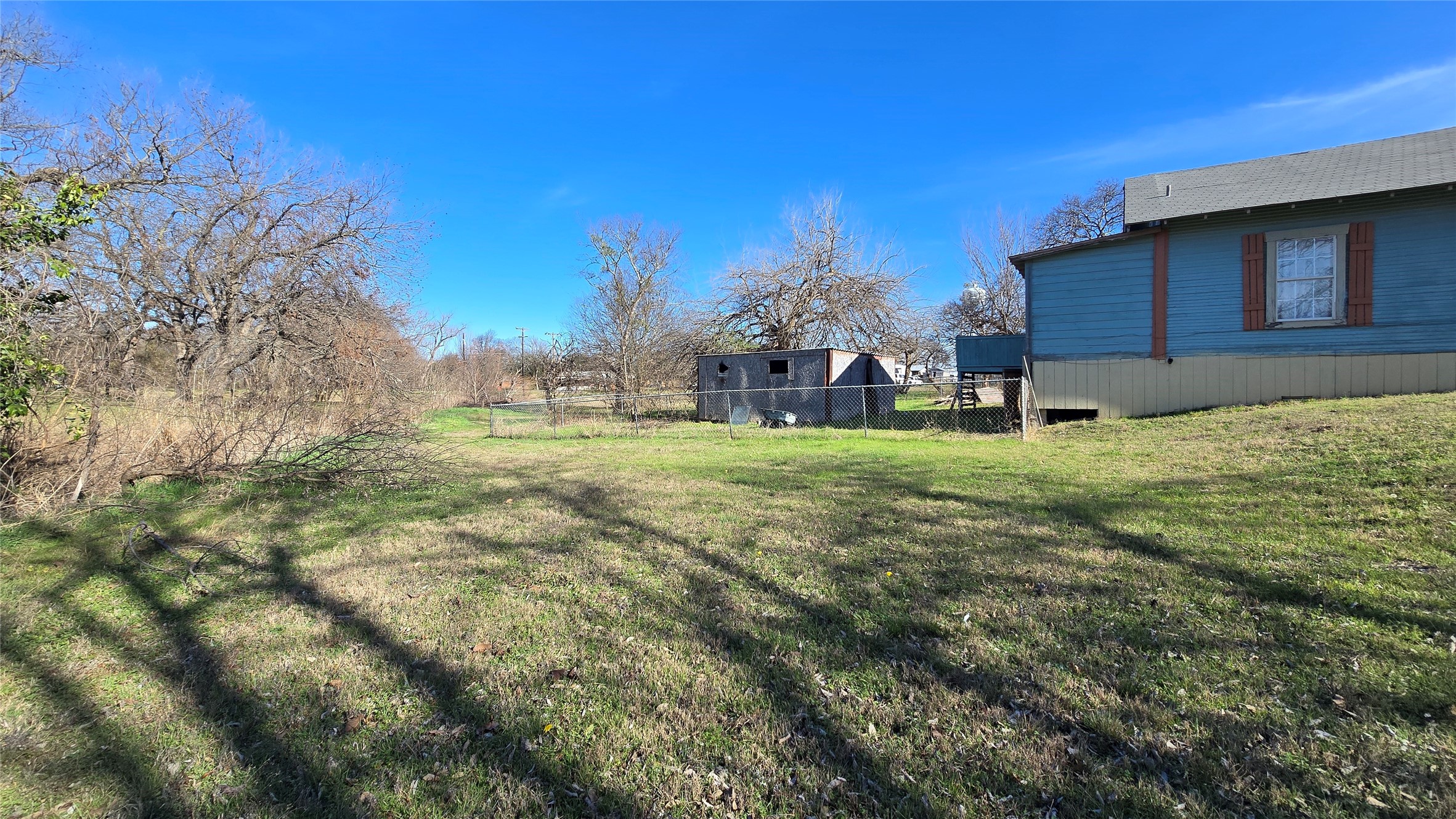 204 W Crossmain Milford TX 76670