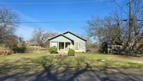 204 W Crossmain Milford TX 76670