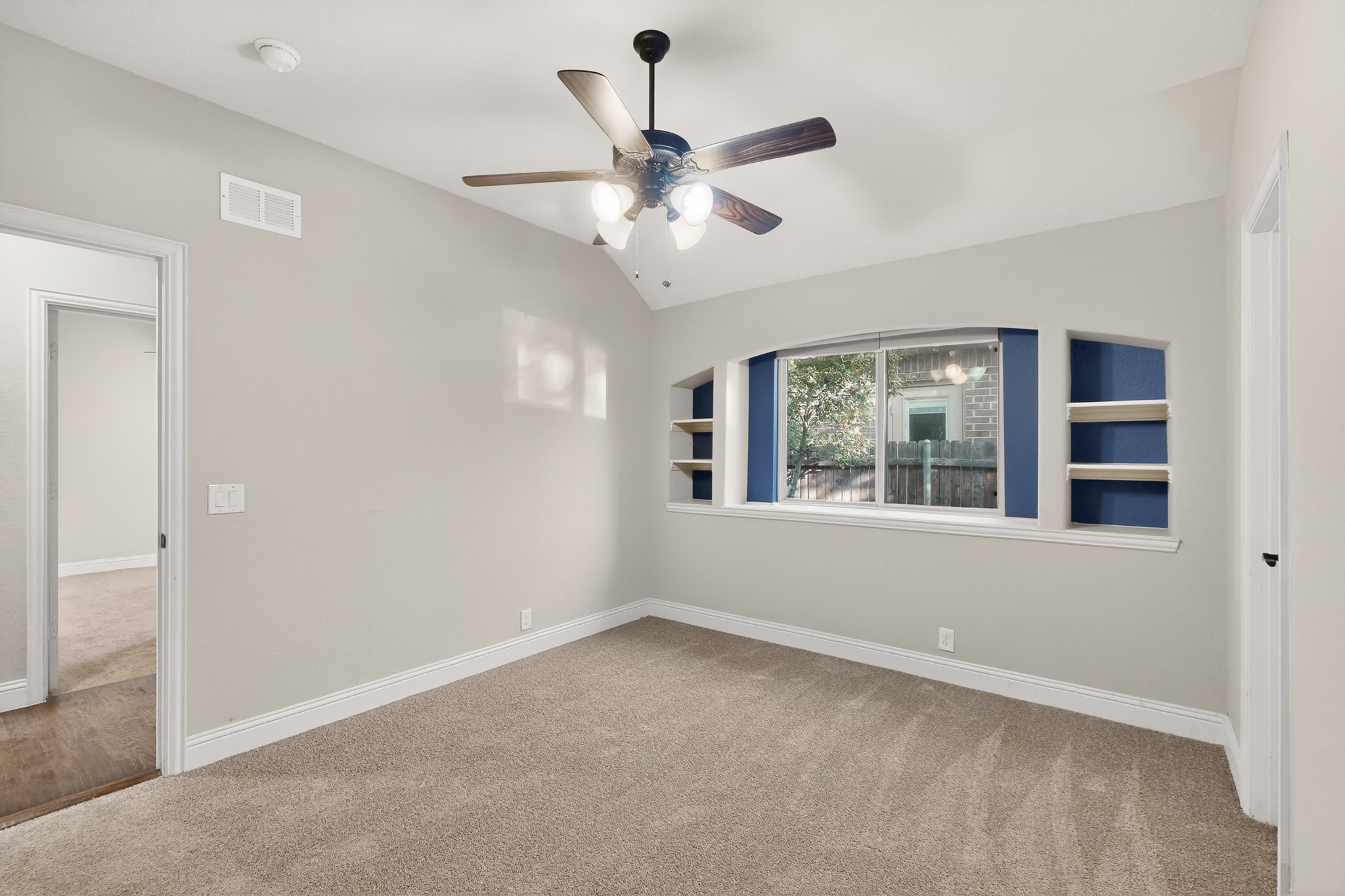 832 Monticello Drive Burleson TX 76028