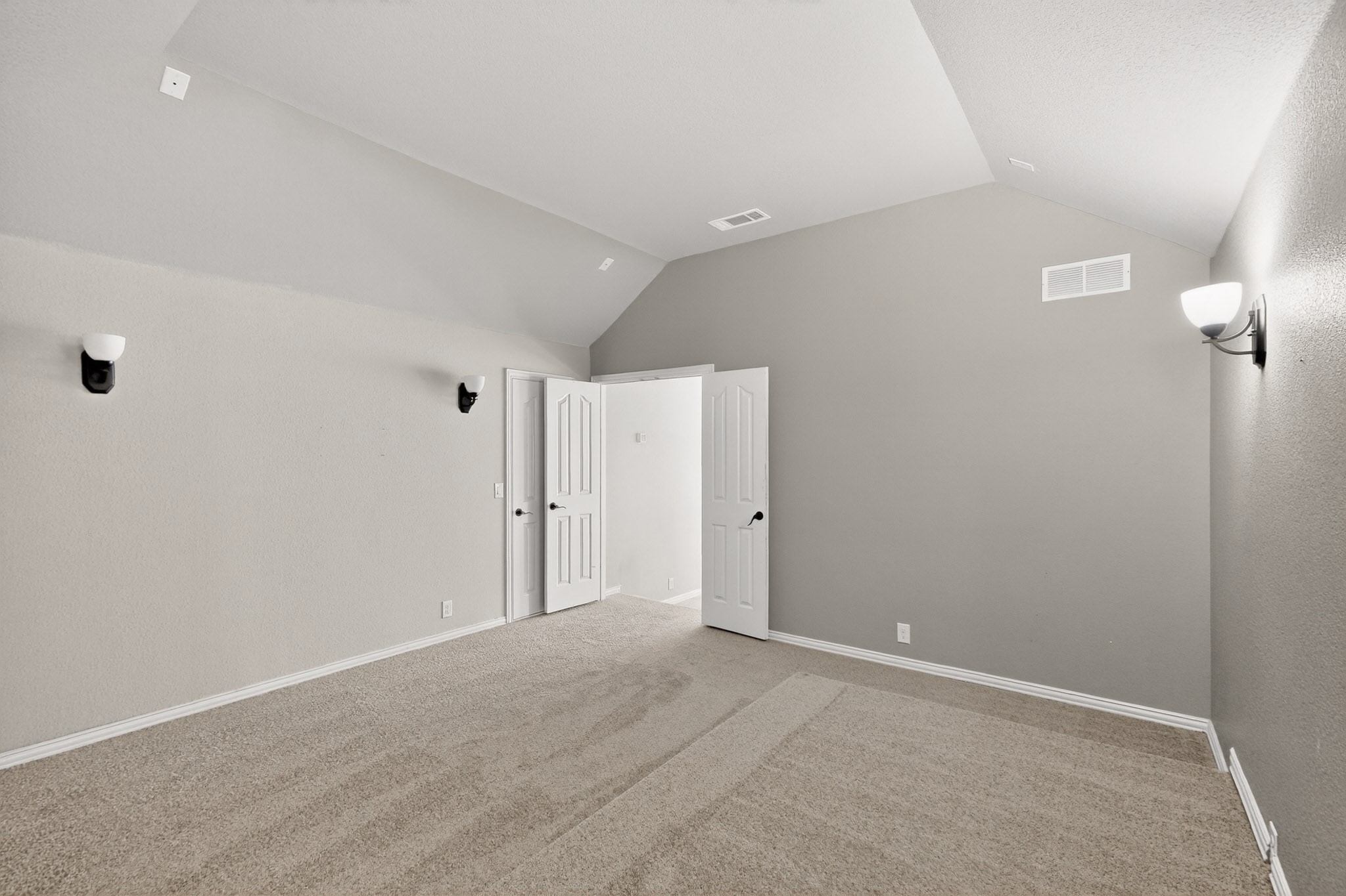 832 Monticello Drive Burleson TX 76028