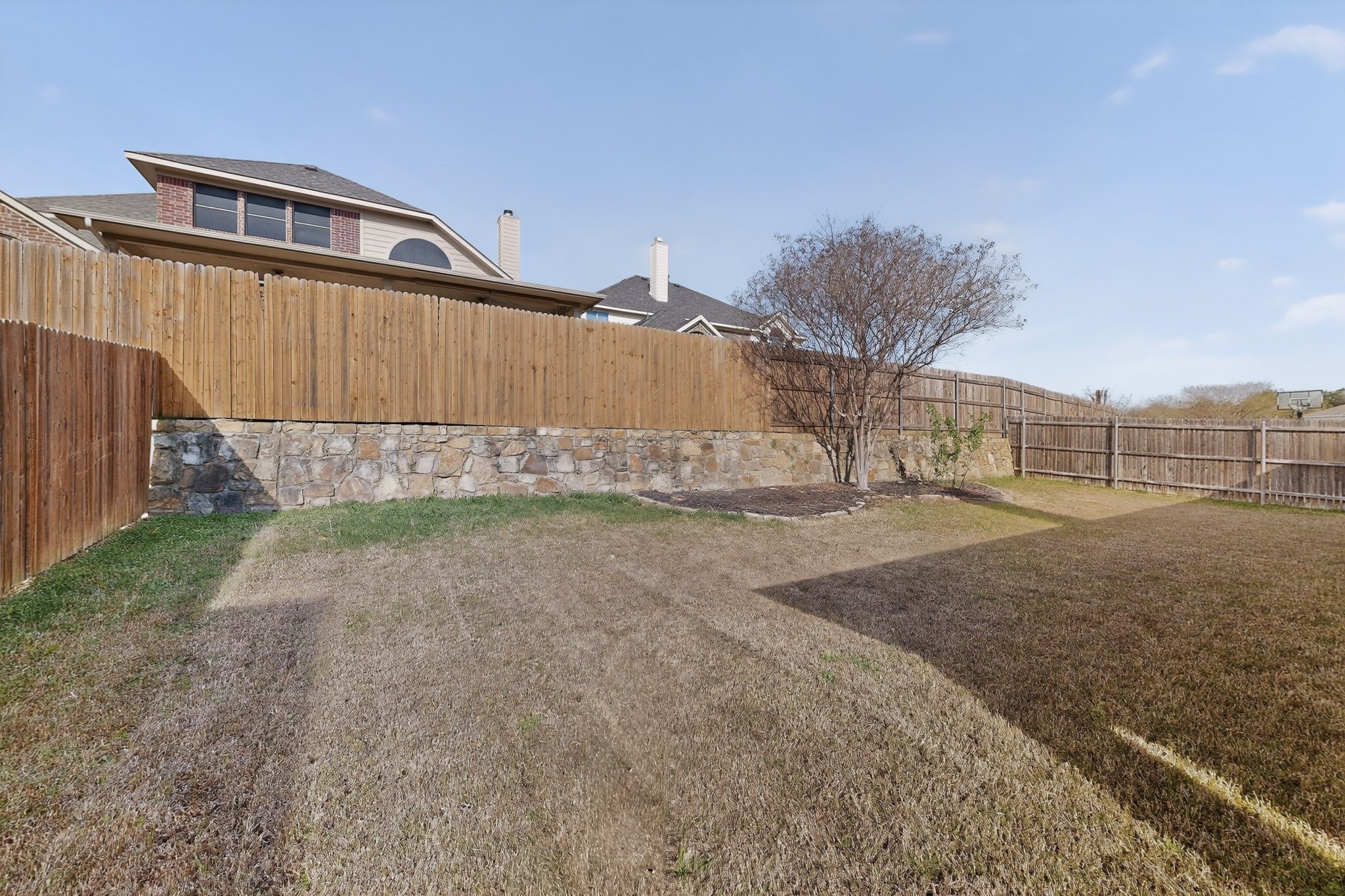 832 Monticello Drive Burleson TX 76028