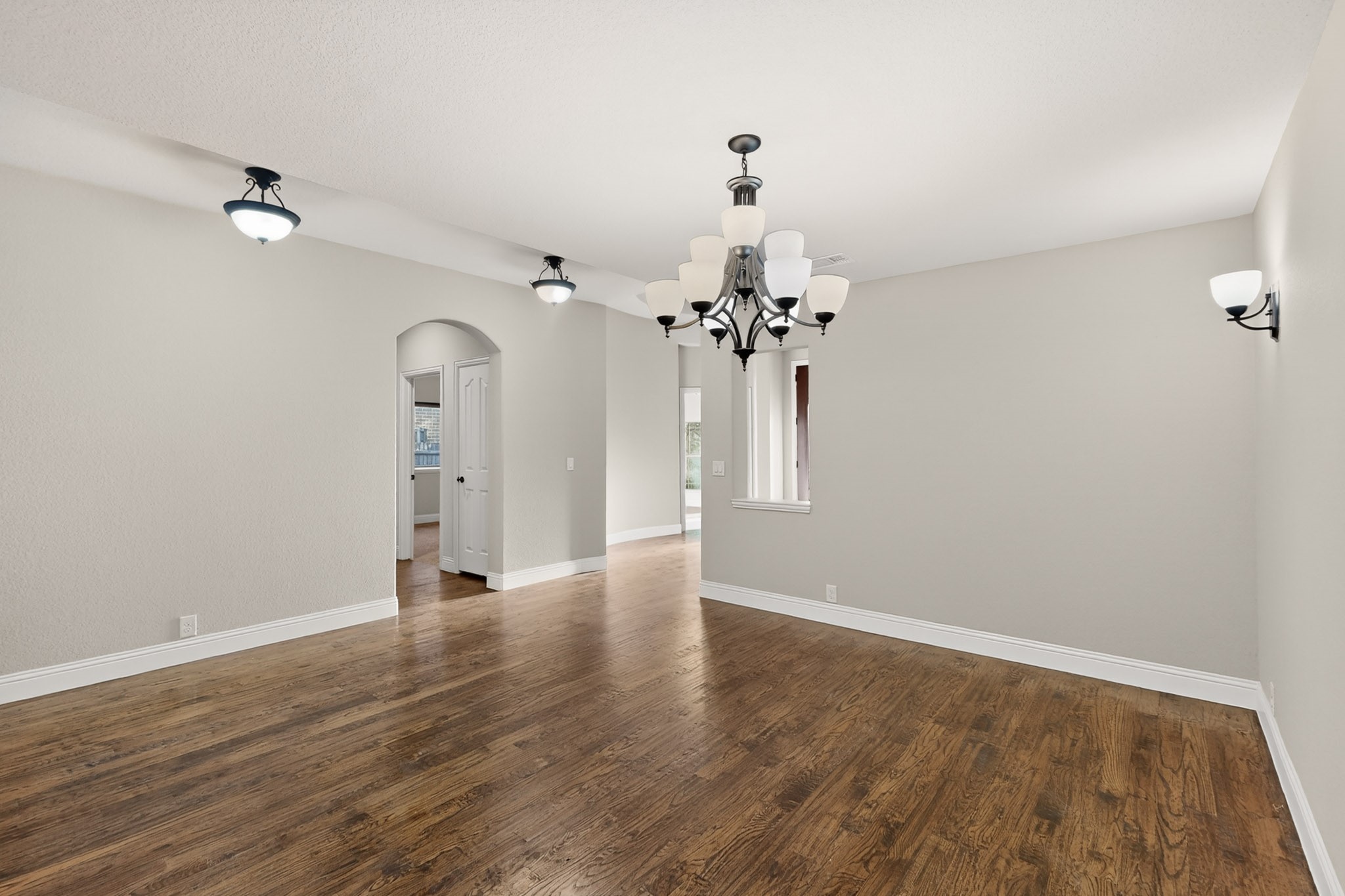 832 Monticello Drive Burleson TX 76028