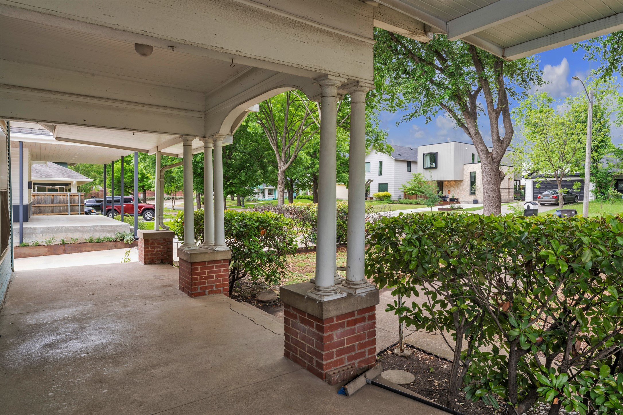 2720 College Avenue Fort Worth TX 76110