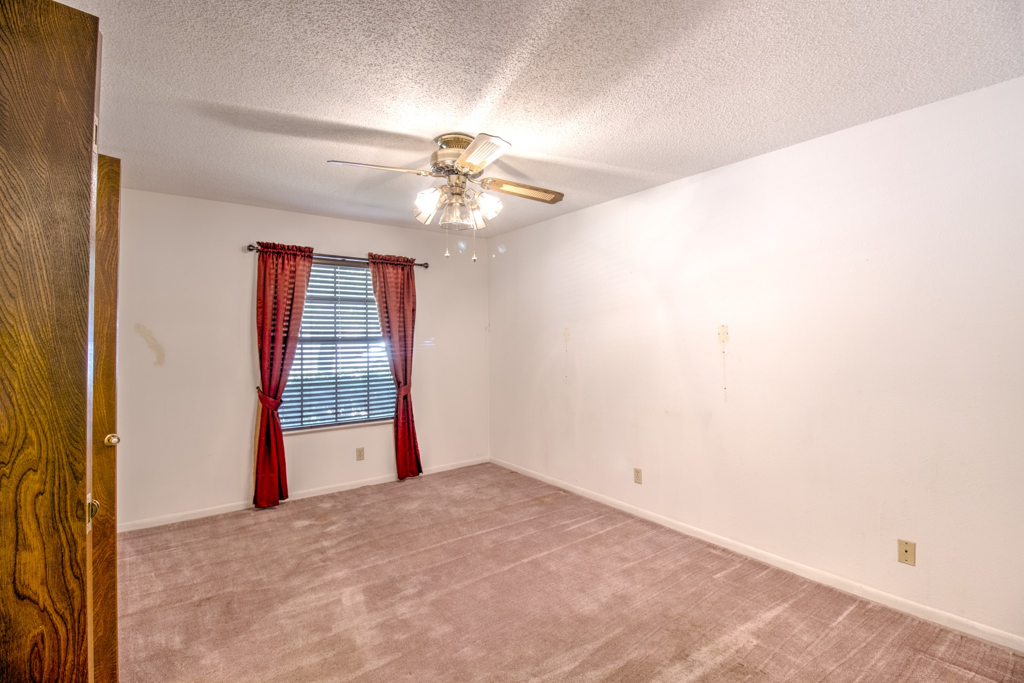504 S Kirby Street Pilot Point TX 76258