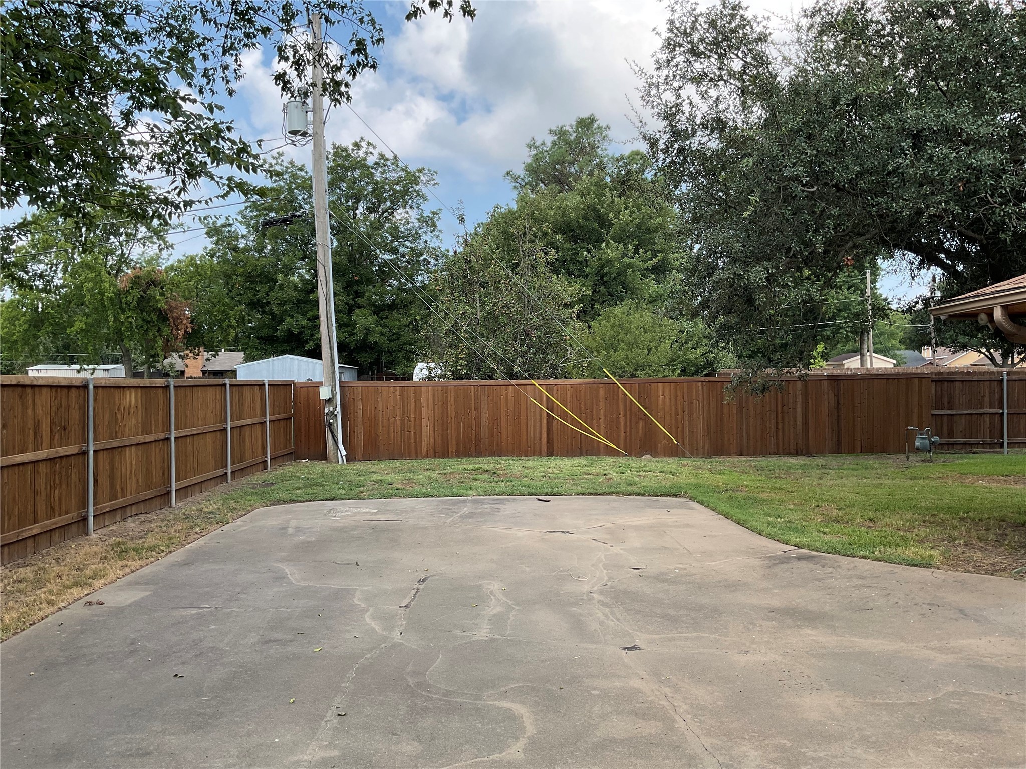 504 S Kirby Street Pilot Point TX 76258