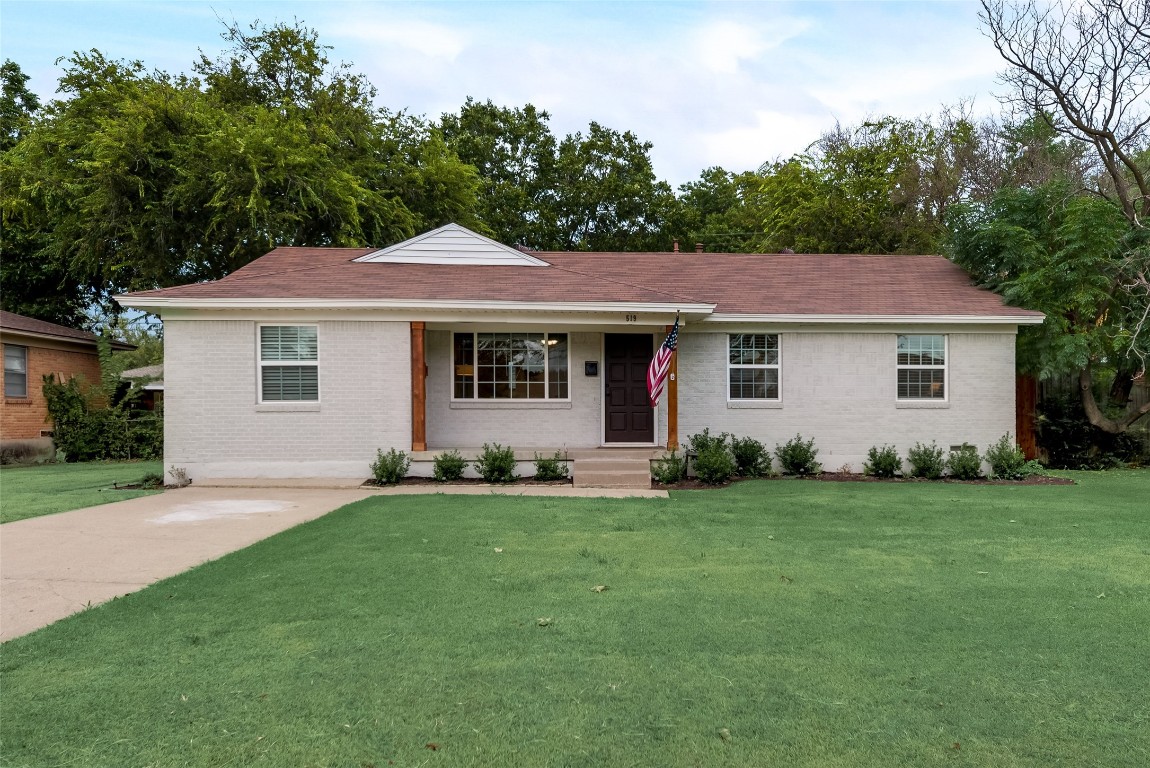 519 Royal Crest Drive Richardson TX 75081