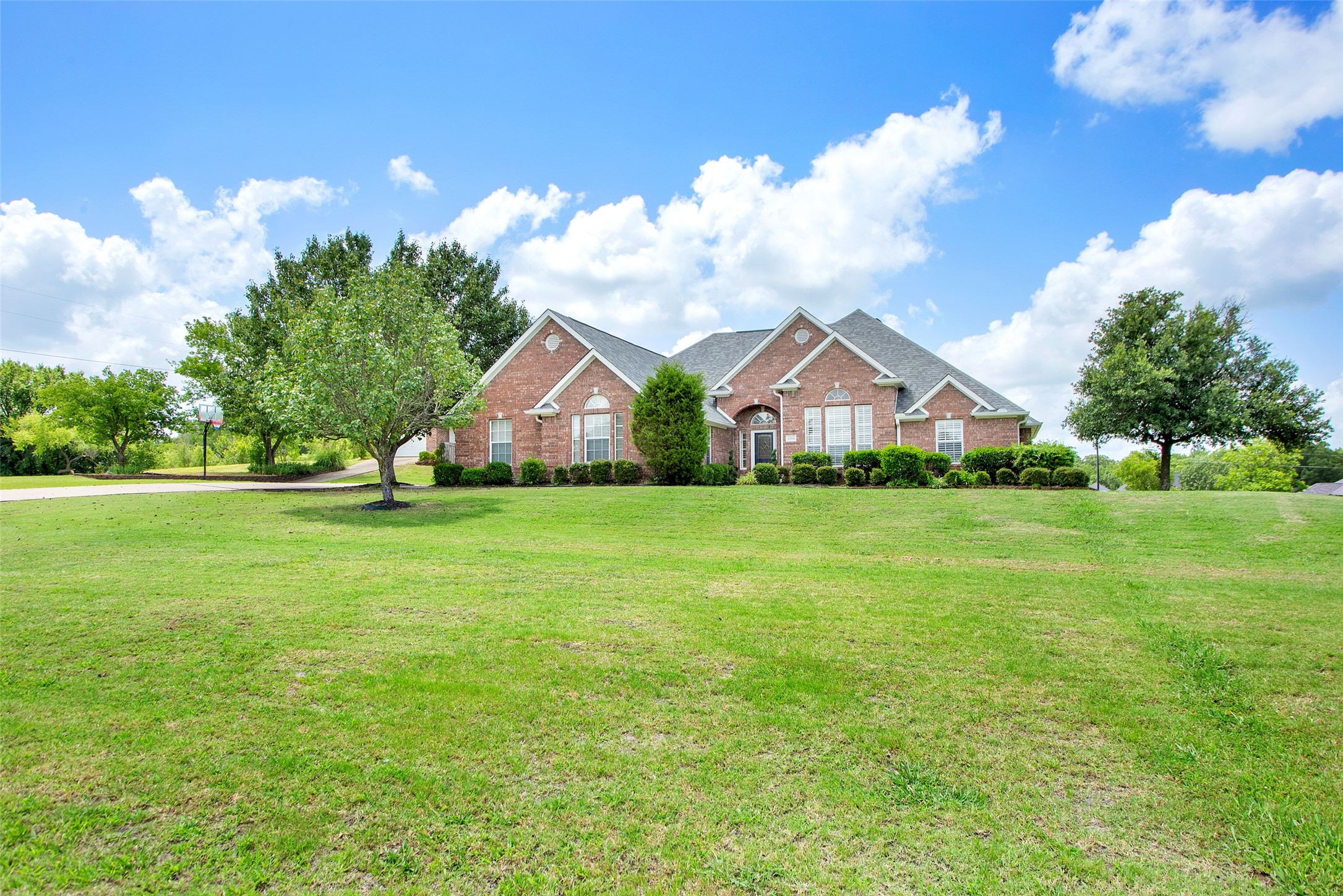 1004 Stephens Drive Bells TX 75414