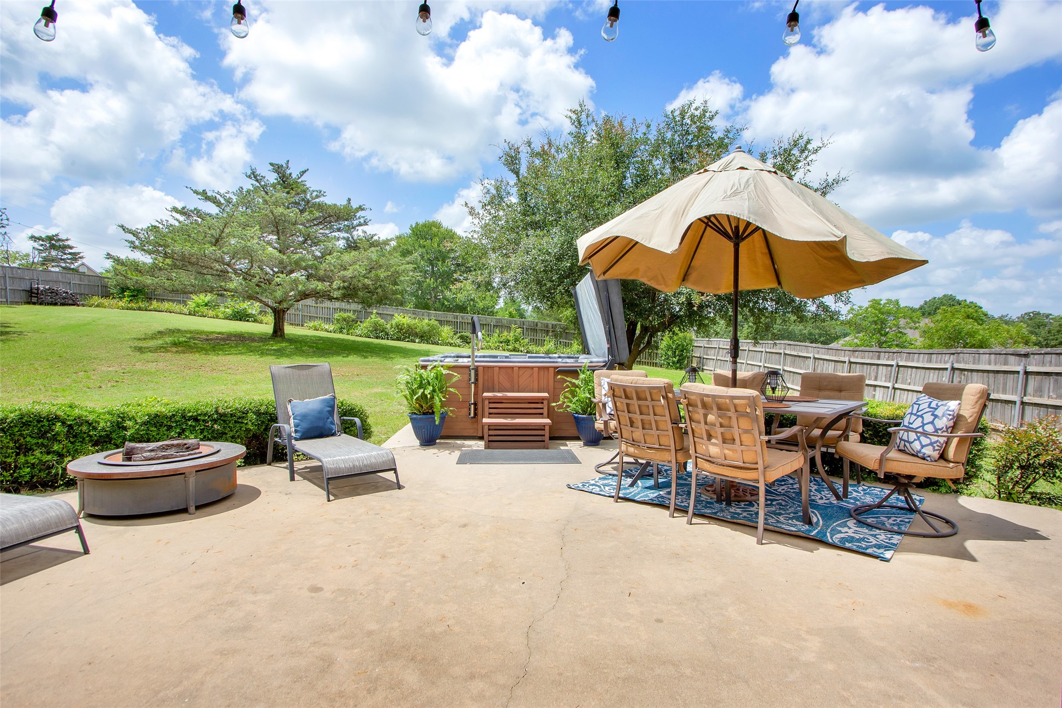 1004 Stephens Drive Bells TX 75414