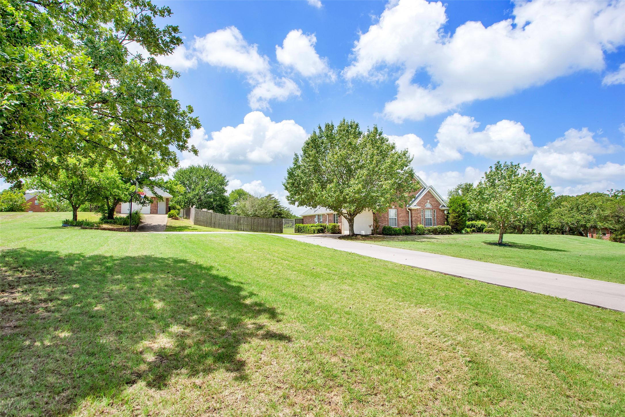 1004 Stephens Drive Bells TX 75414