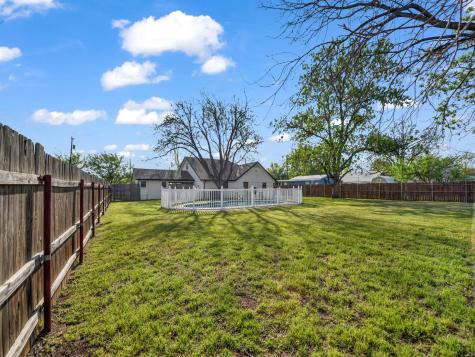 305 Gandy Street Lipan TX 76462