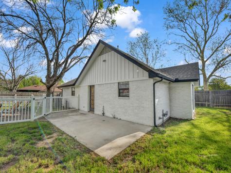 305 Gandy Street Lipan TX 76462