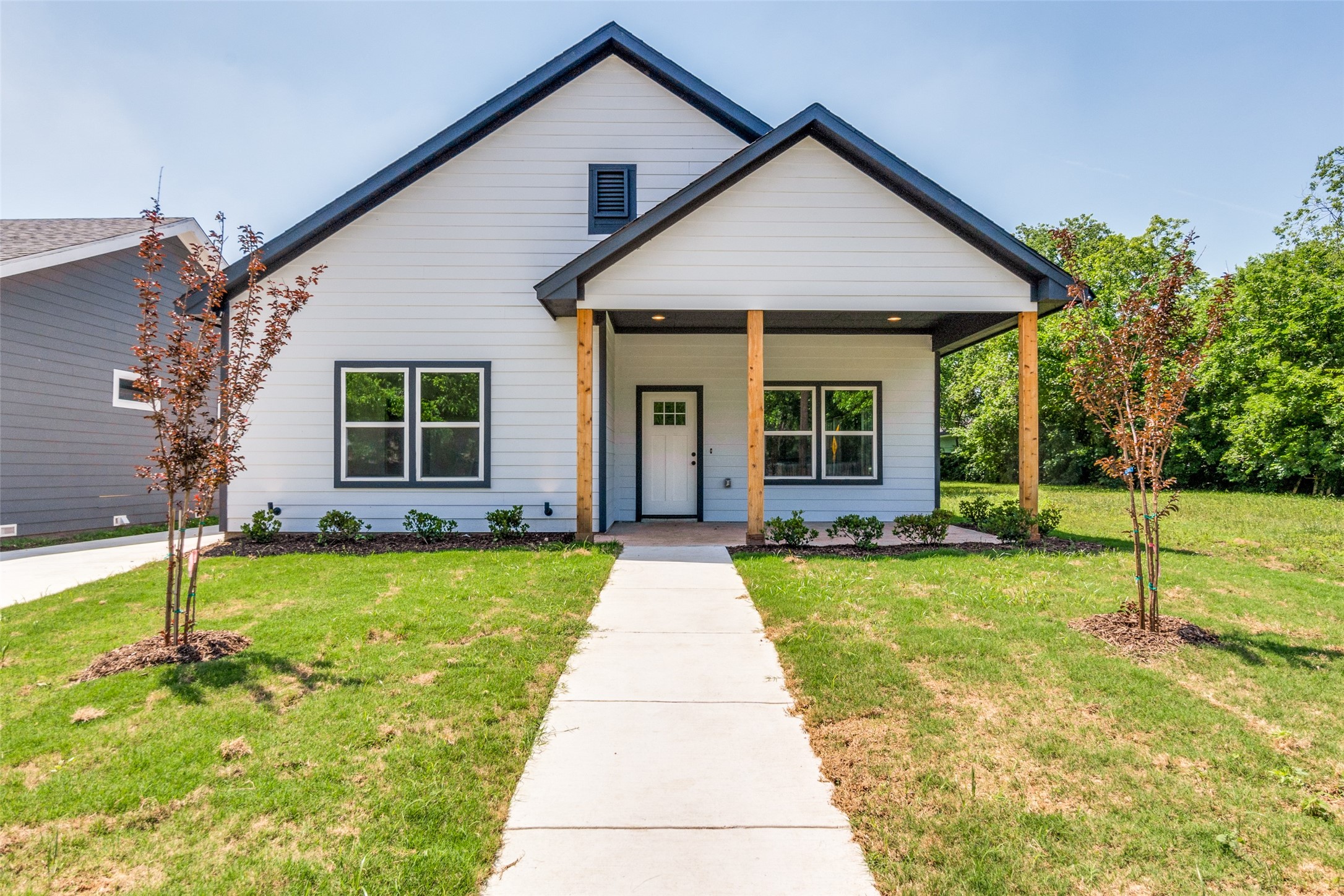 1608 W 12th Street Dallas TX 75208