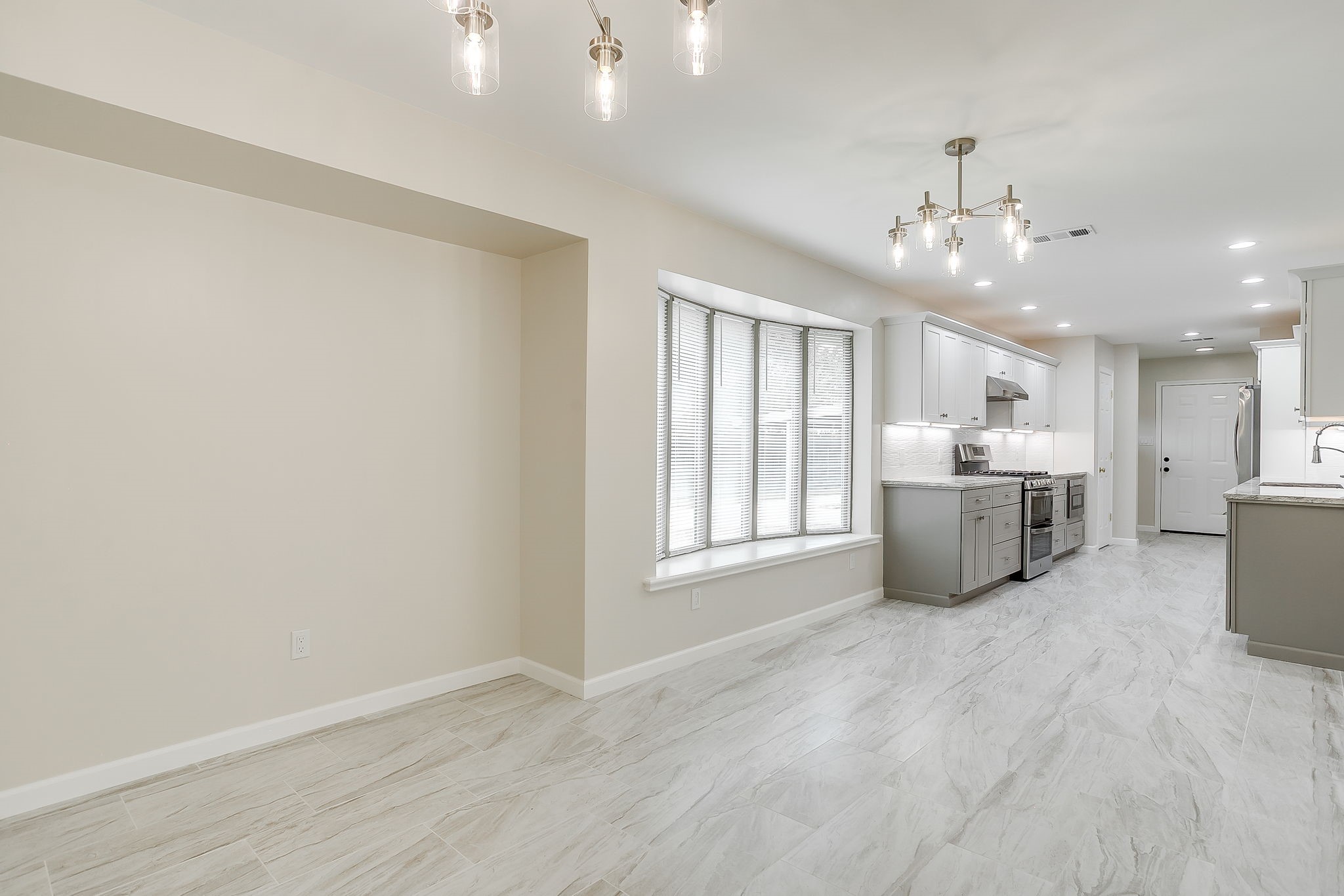 1207 Redman Lane Duncanville TX 75137
