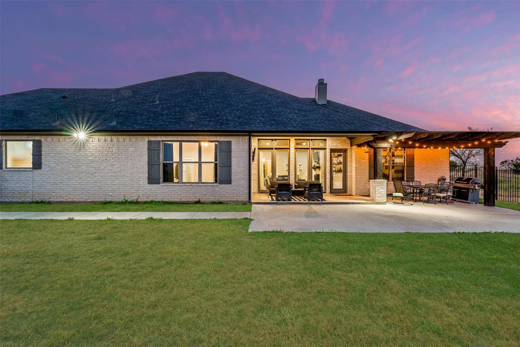 101 Trail Ridge Weatherford TX 76087