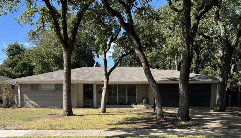 313 Nottingham Drive Irving TX 75061