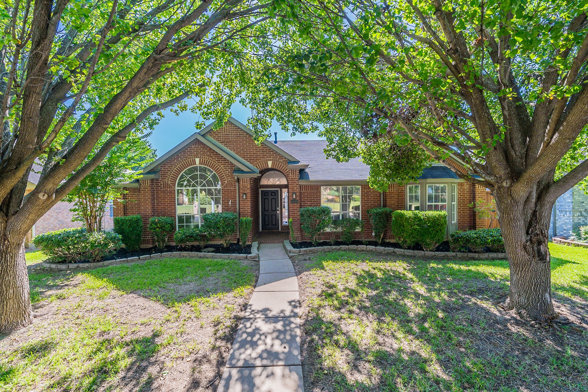 1032 Hampshire Lane Cedar Hill TX 75104