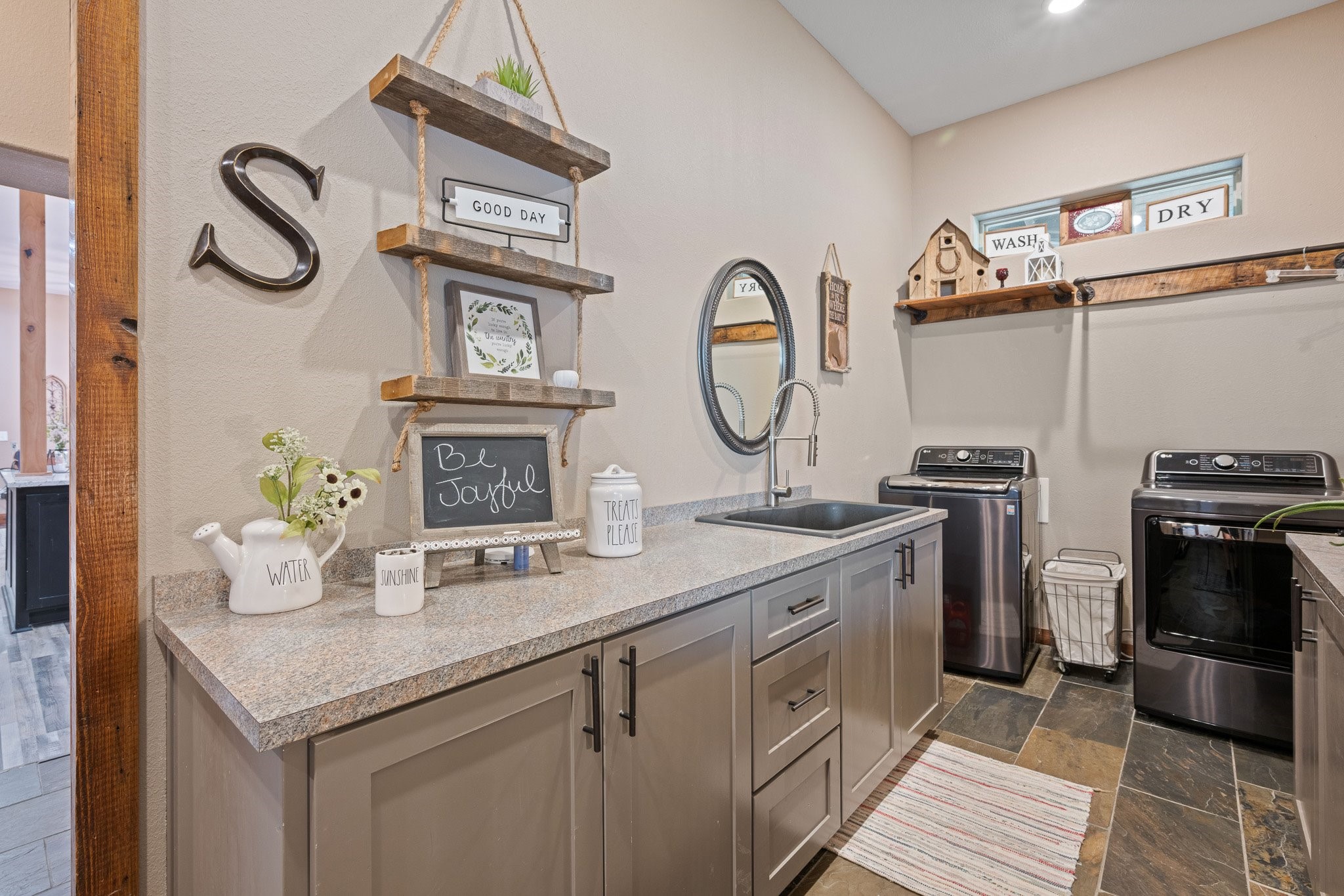 290 Barton Road Maypearl TX 76064