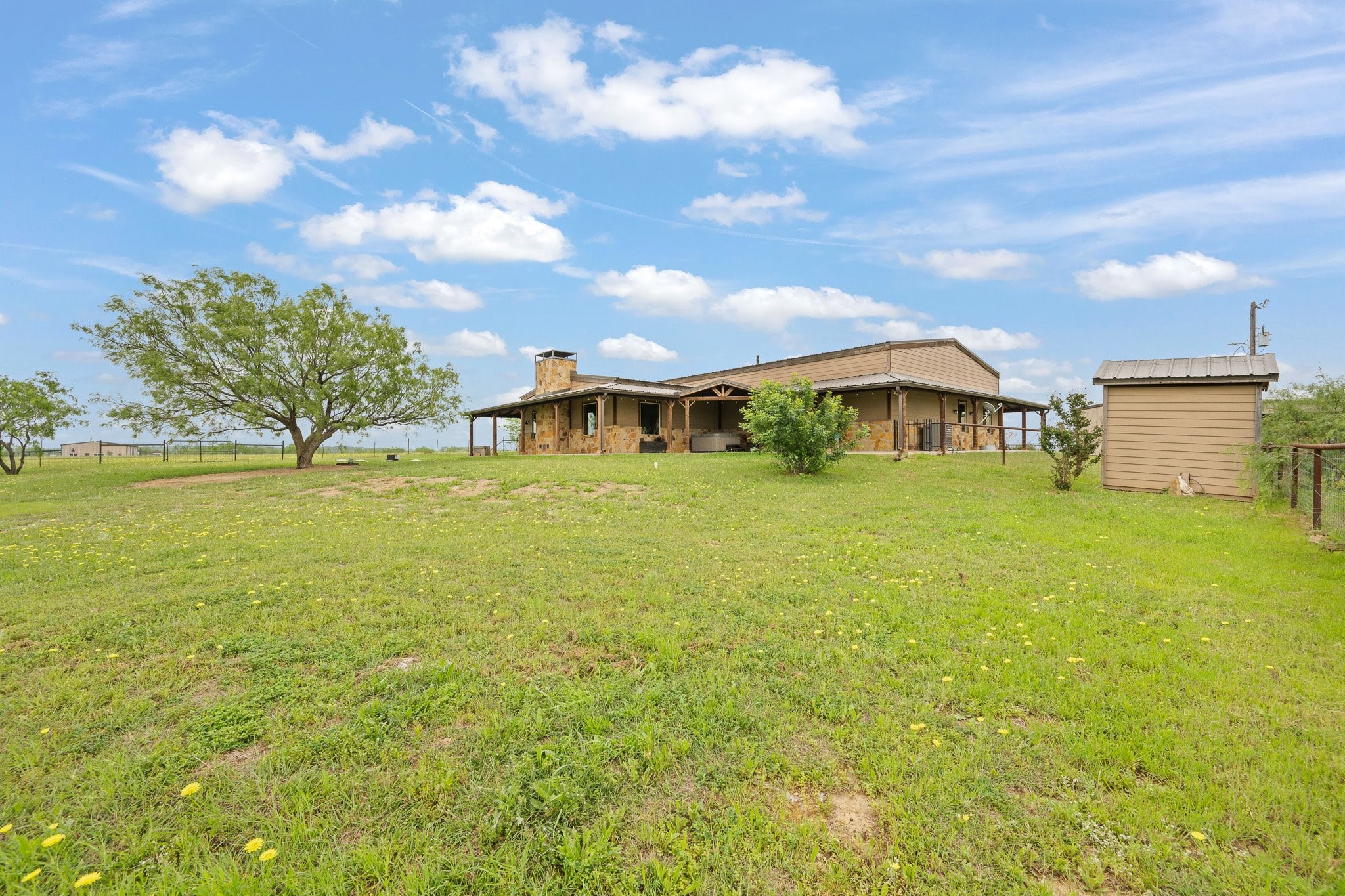 290 Barton Road Maypearl TX 76064