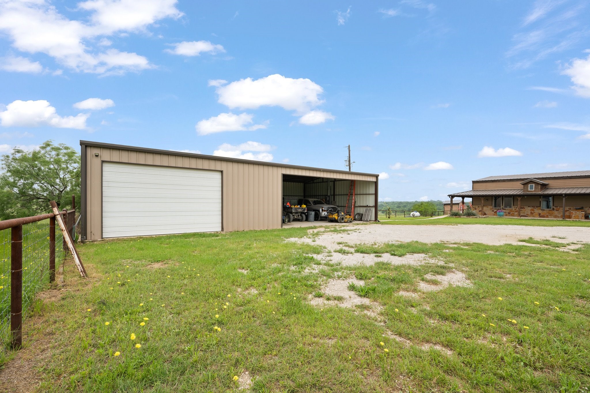 290 Barton Road Maypearl TX 76064