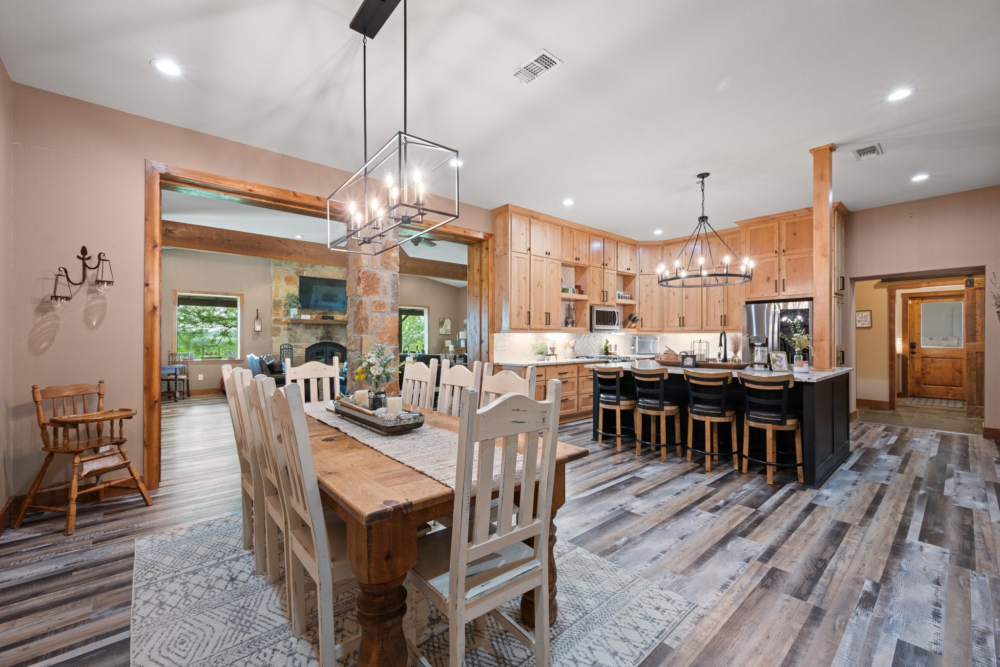 290 Barton Road Maypearl TX 76064