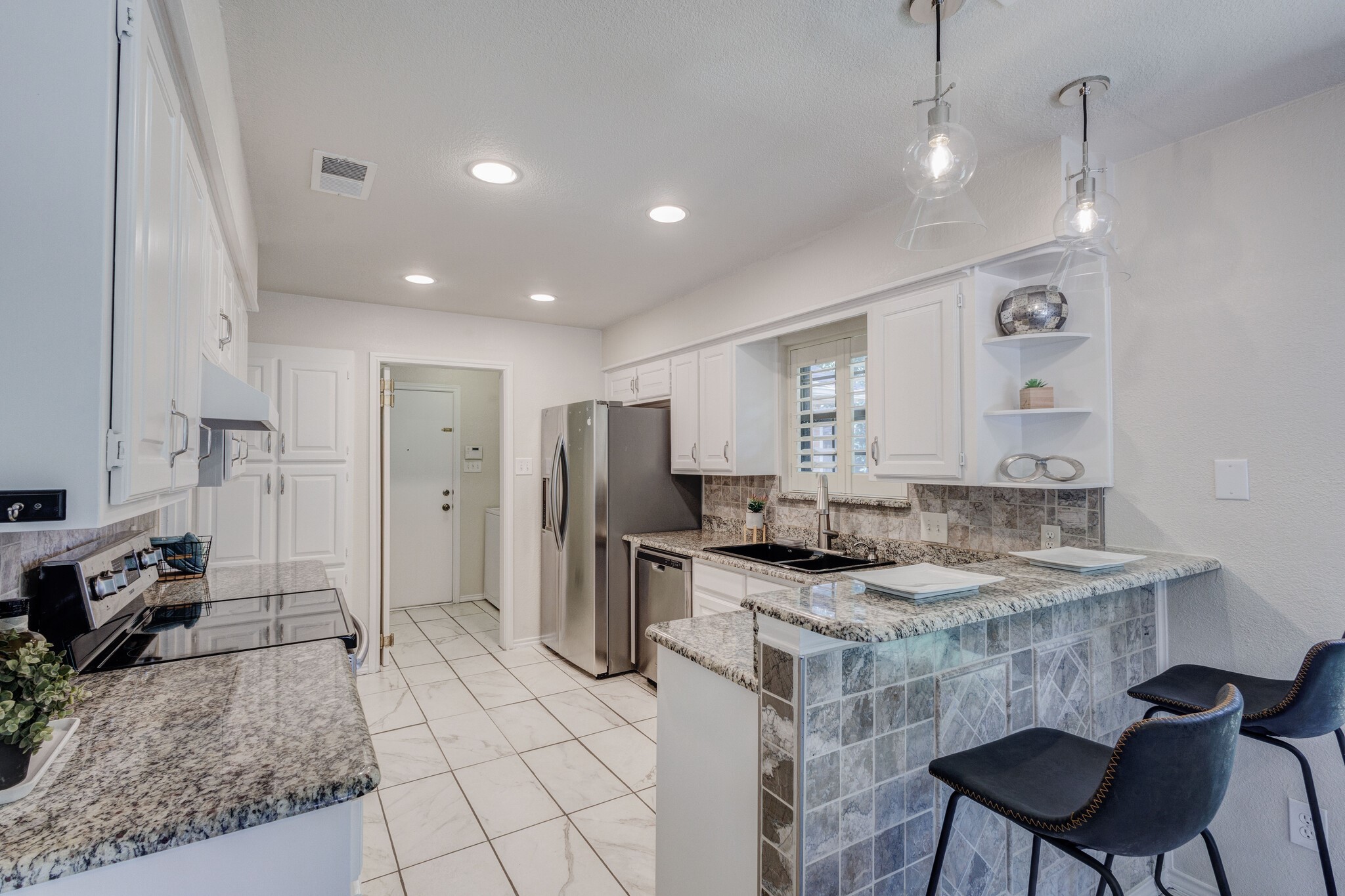 2015 Tanglewood Drive Grapevine TX 76051