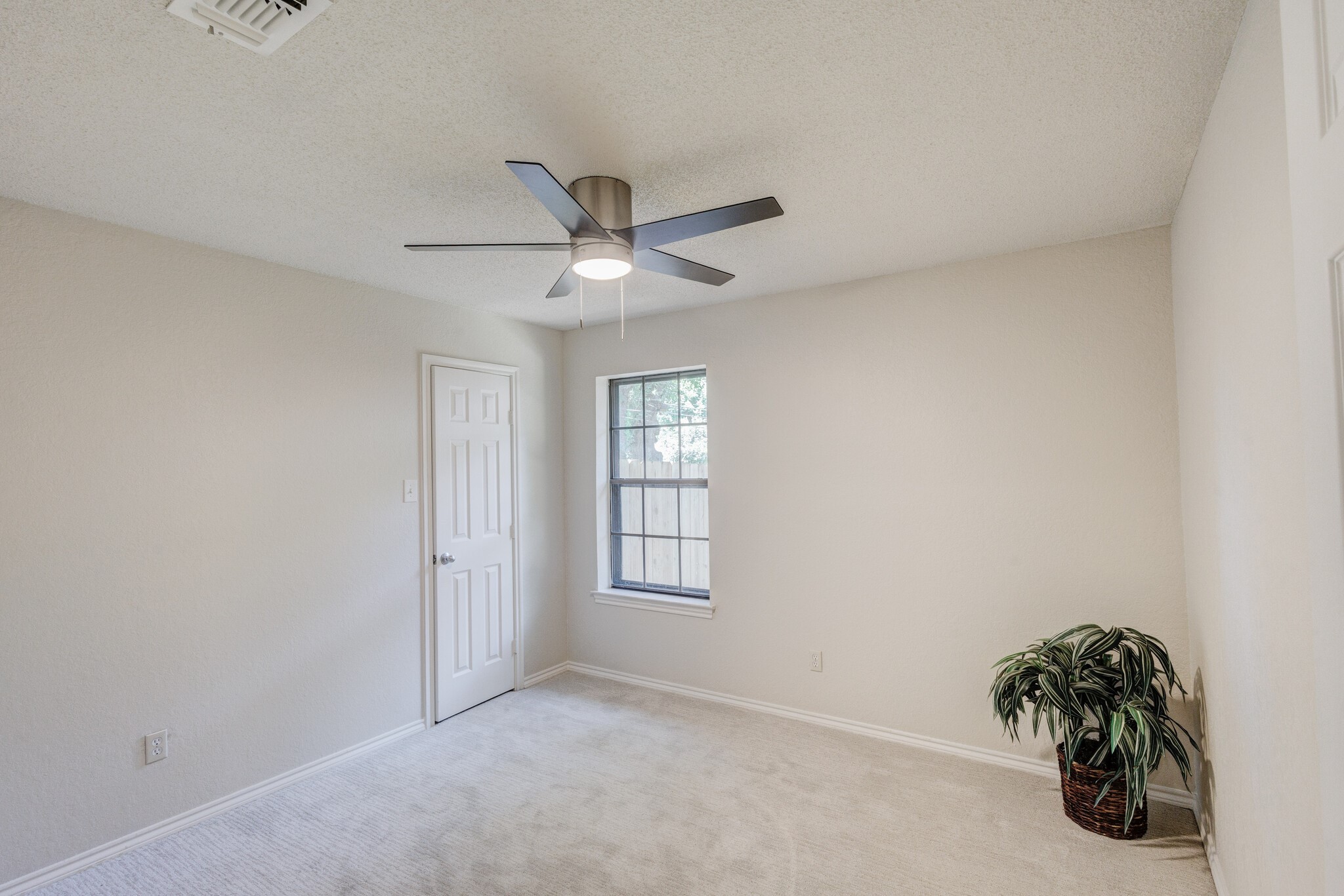 2015 Tanglewood Drive Grapevine TX 76051