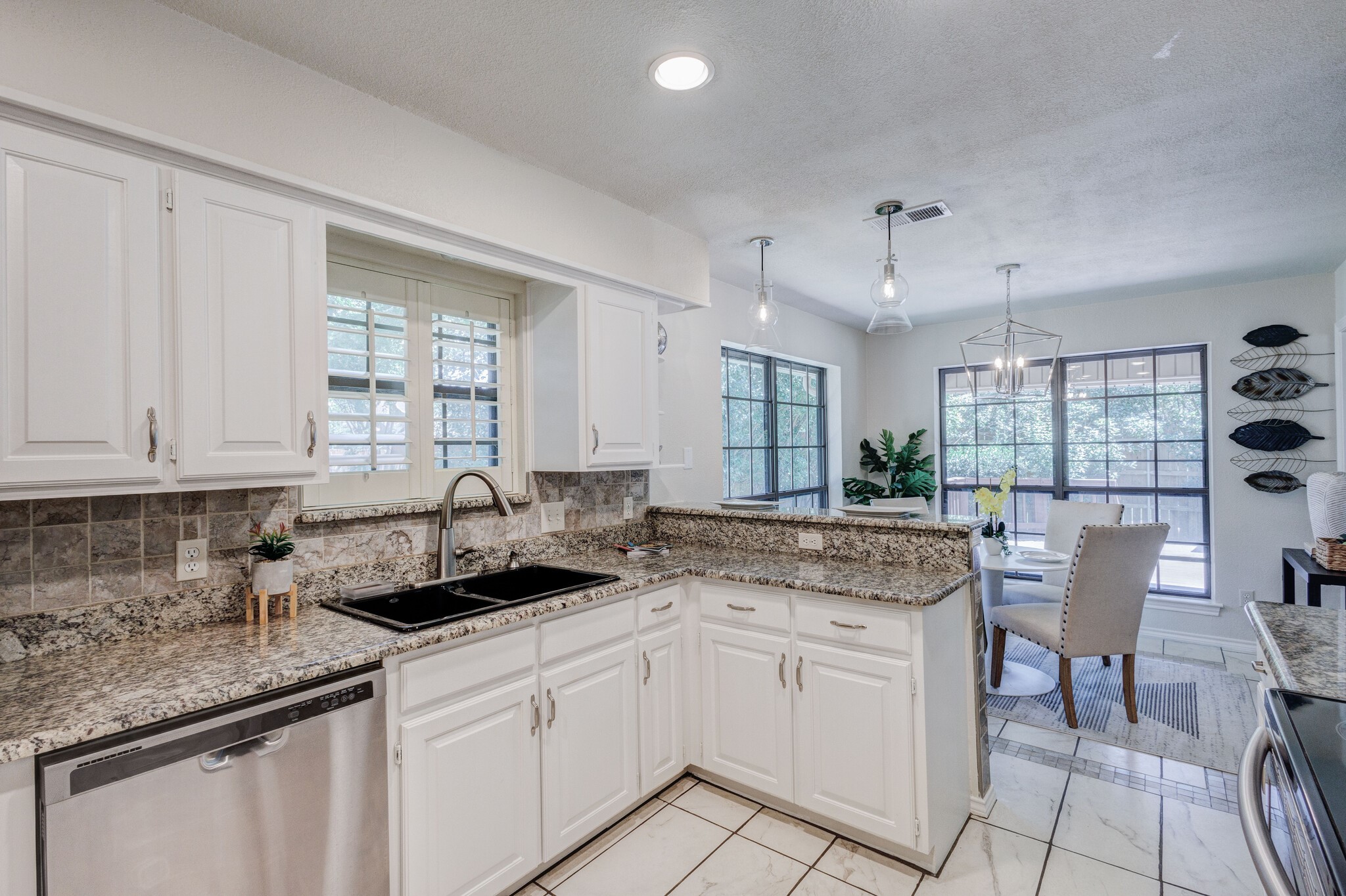 2015 Tanglewood Drive Grapevine TX 76051