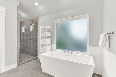 452 Jones Street Grapevine TX 76051
