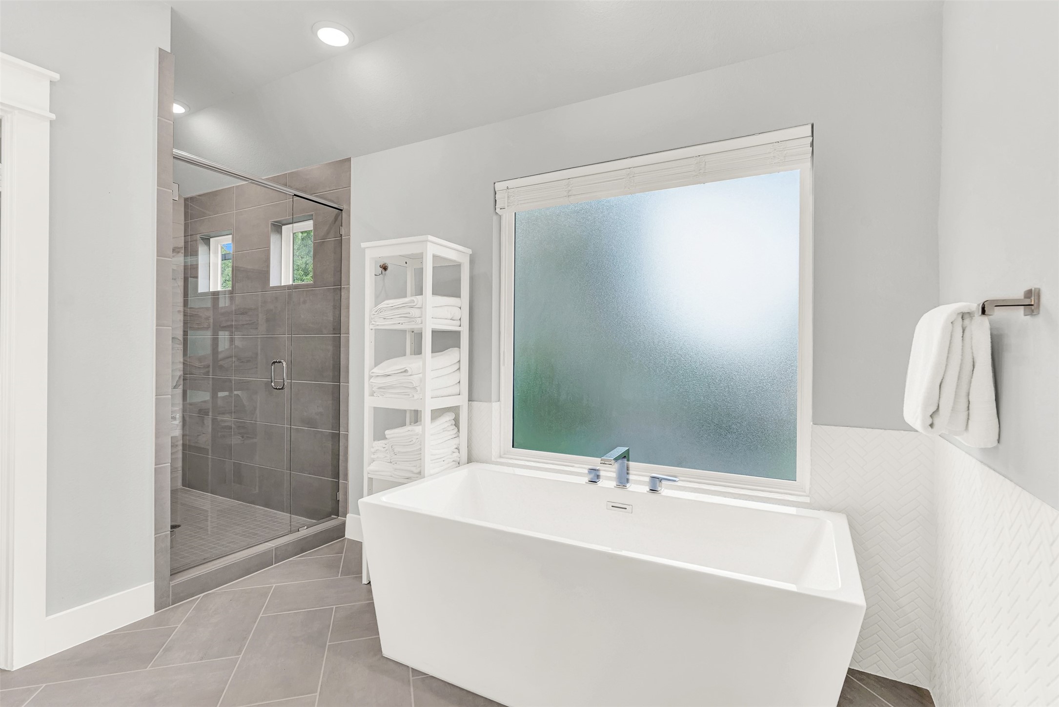 452 Jones Street Grapevine TX 76051