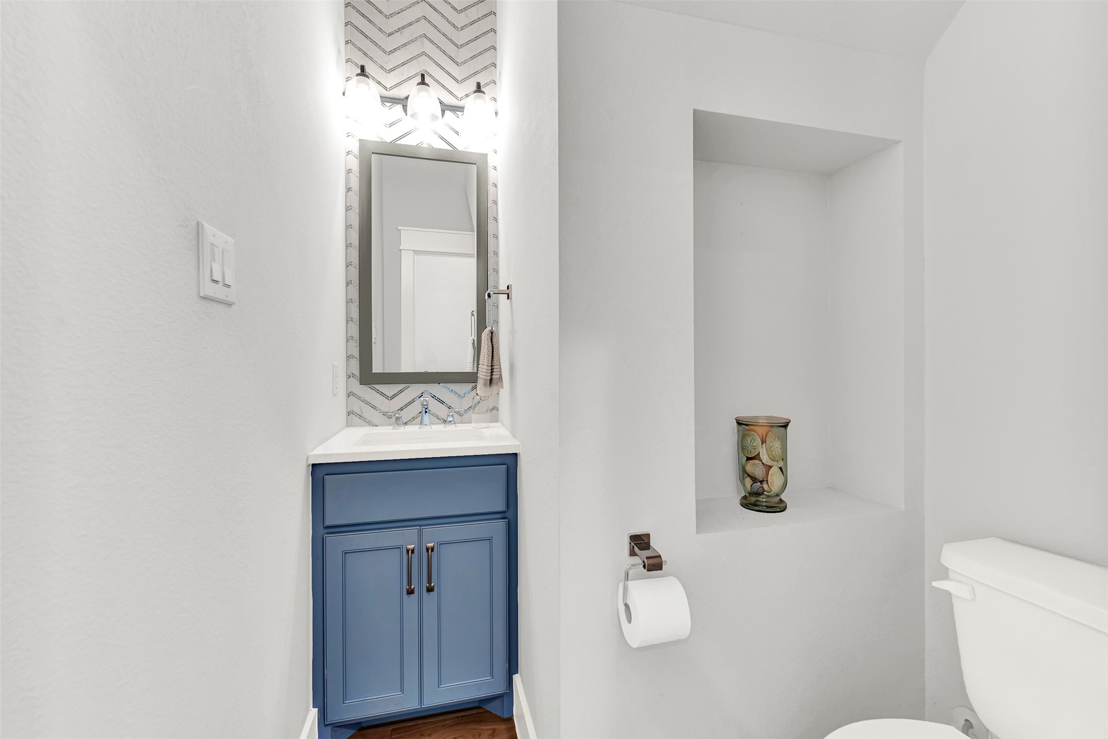 452 Jones Street Grapevine TX 76051