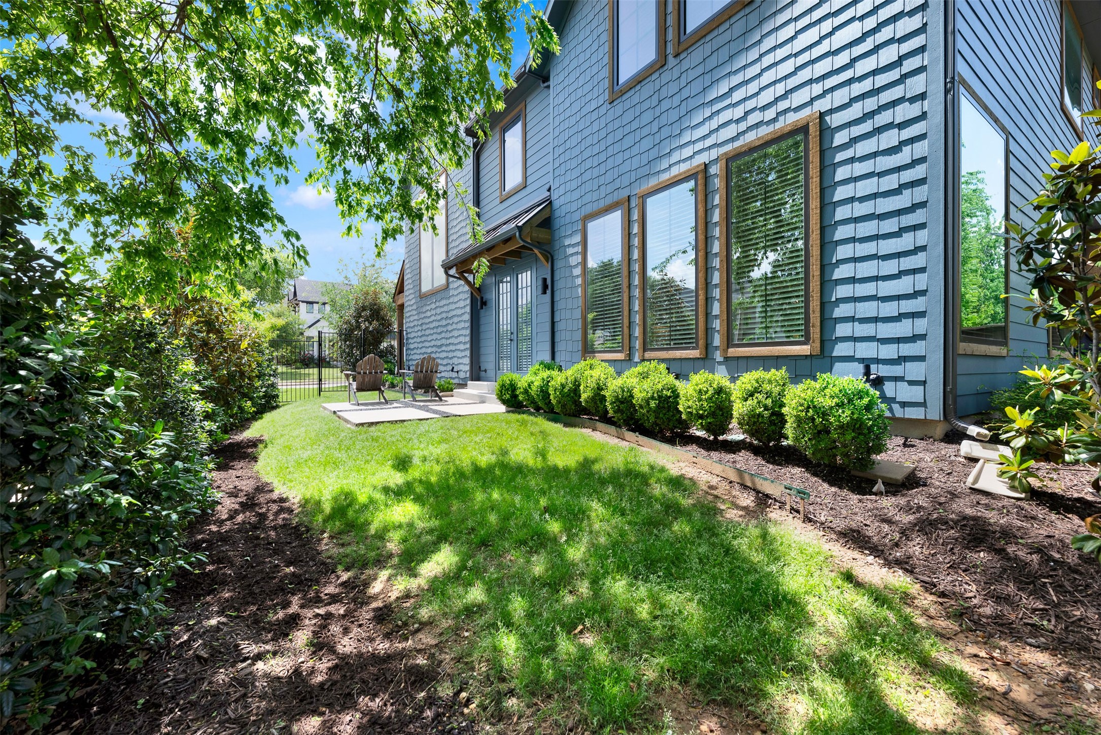 452 Jones Street Grapevine TX 76051