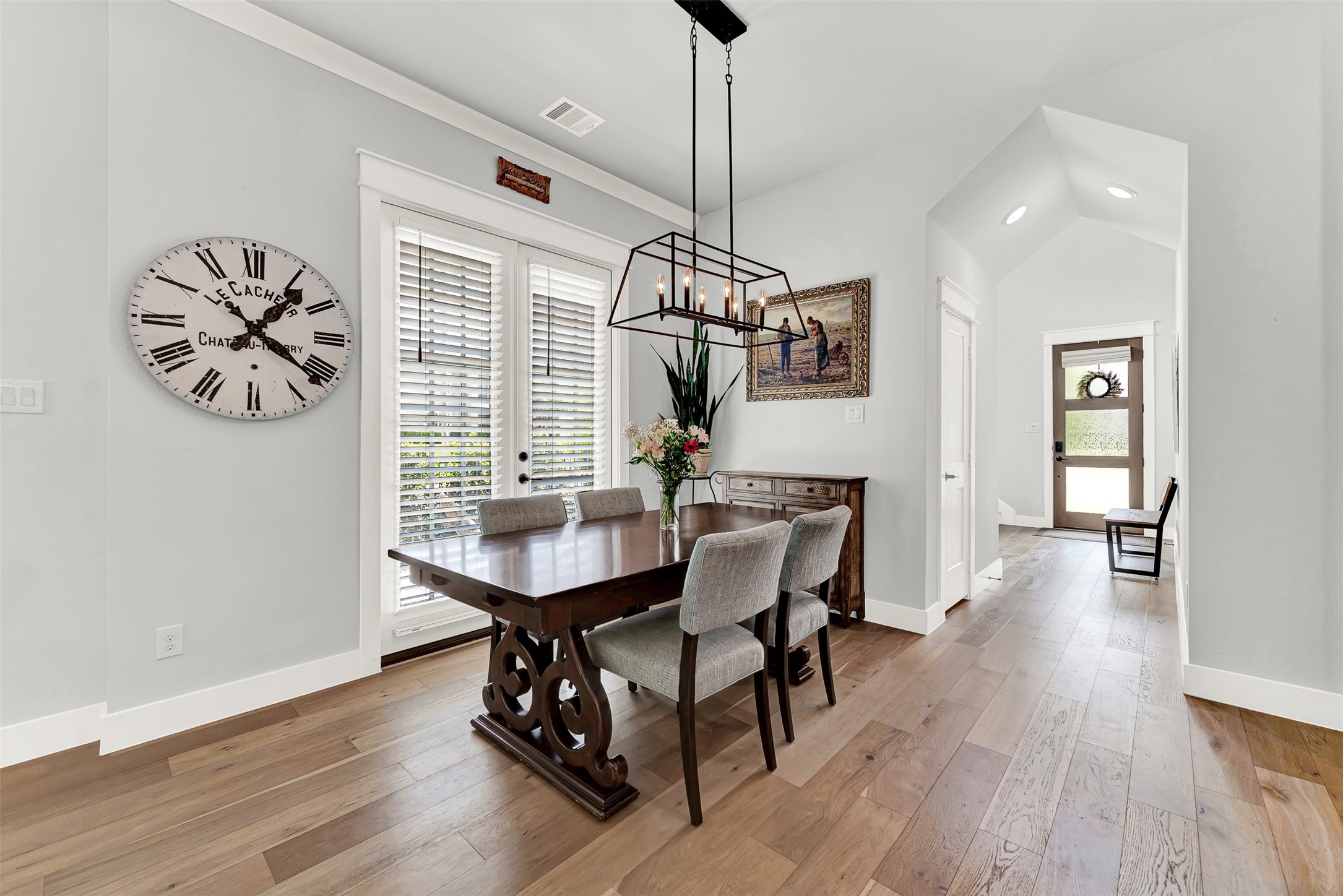 452 Jones Street Grapevine TX 76051