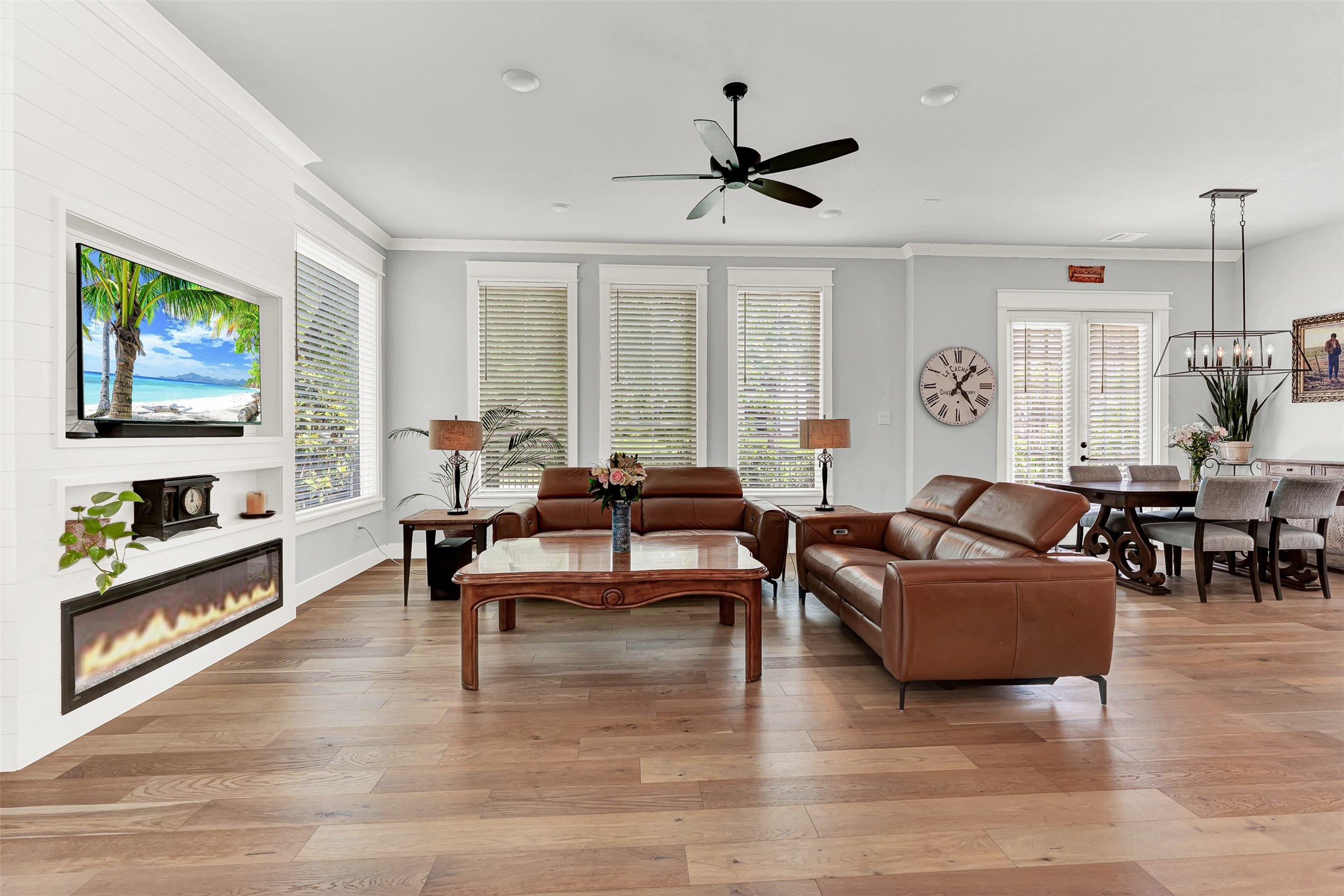 452 Jones Street Grapevine TX 76051