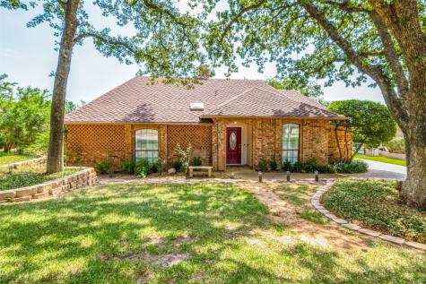 733 Hunters Glen Court Bedford TX 76021