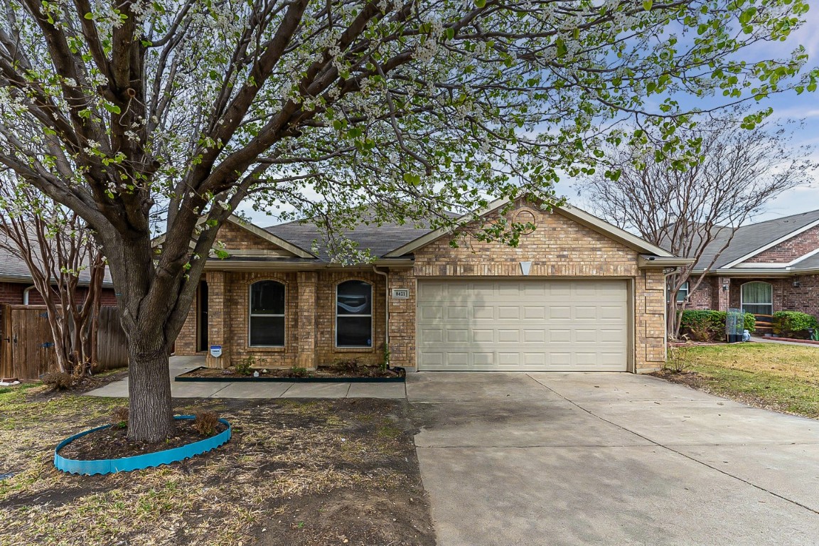 8421 Hawks Nest Drive Fort Worth TX 76131