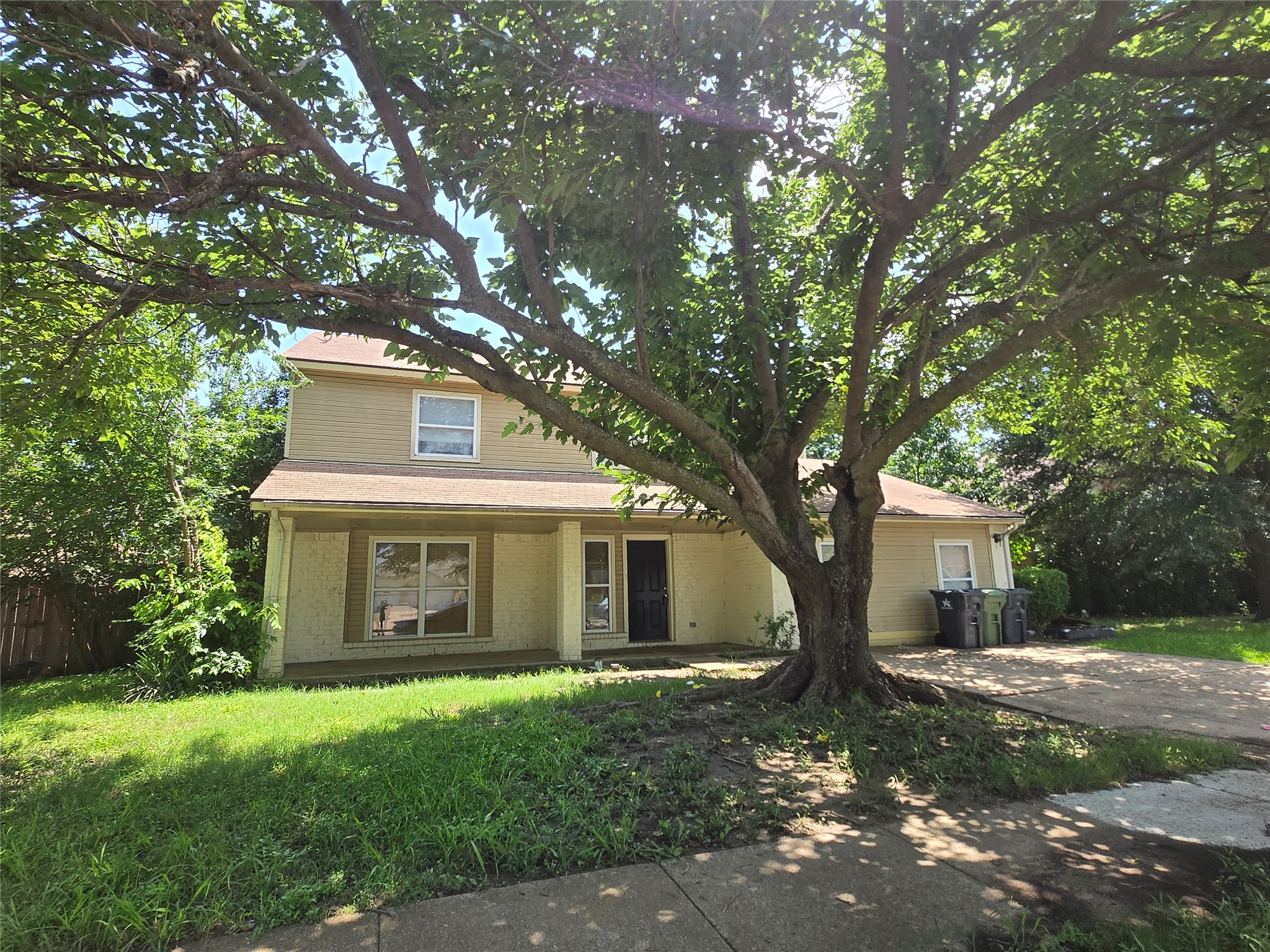 1500 Endicott Drive Arlington TX 76018