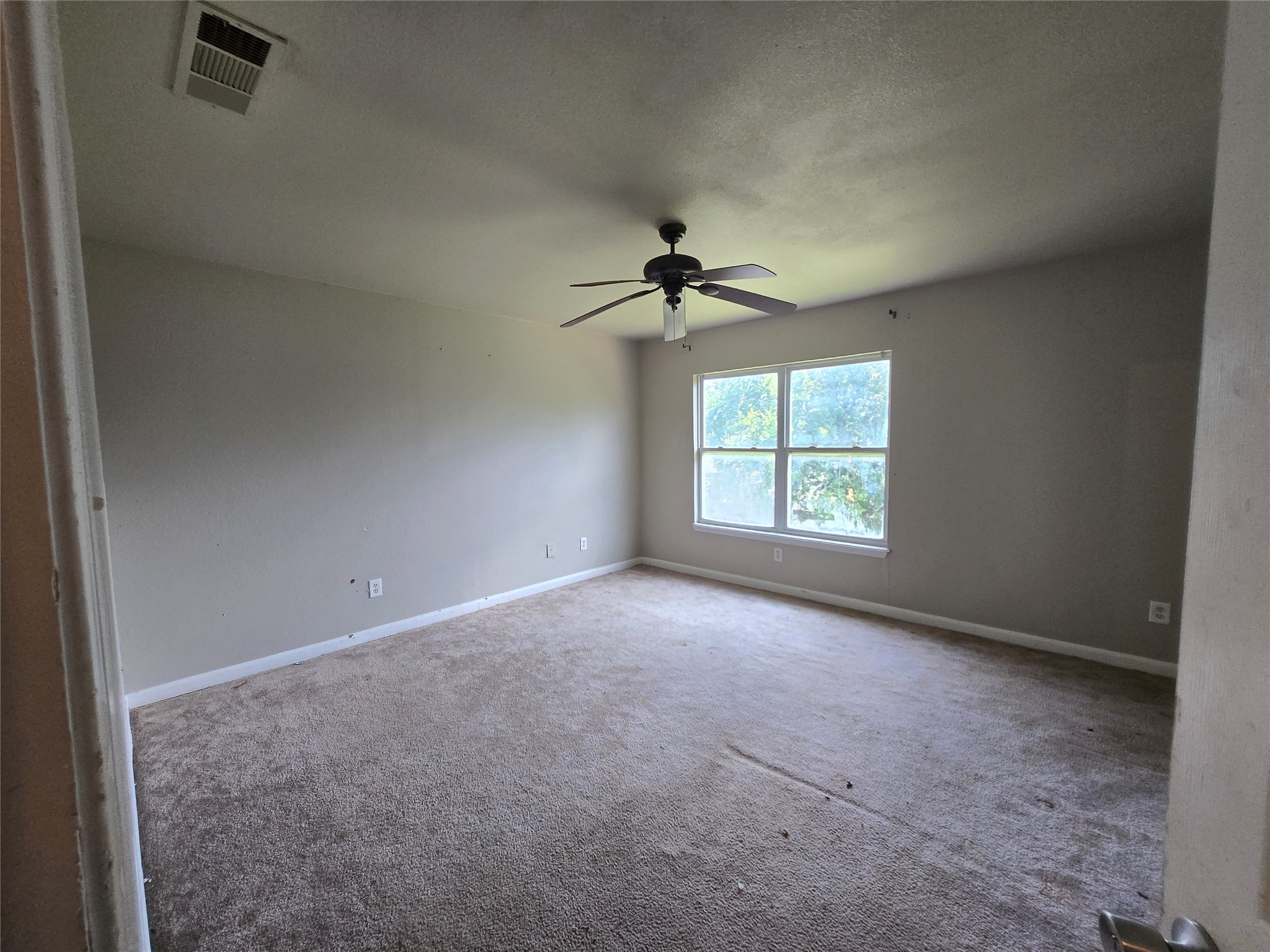 1500 Endicott Drive Arlington TX 76018